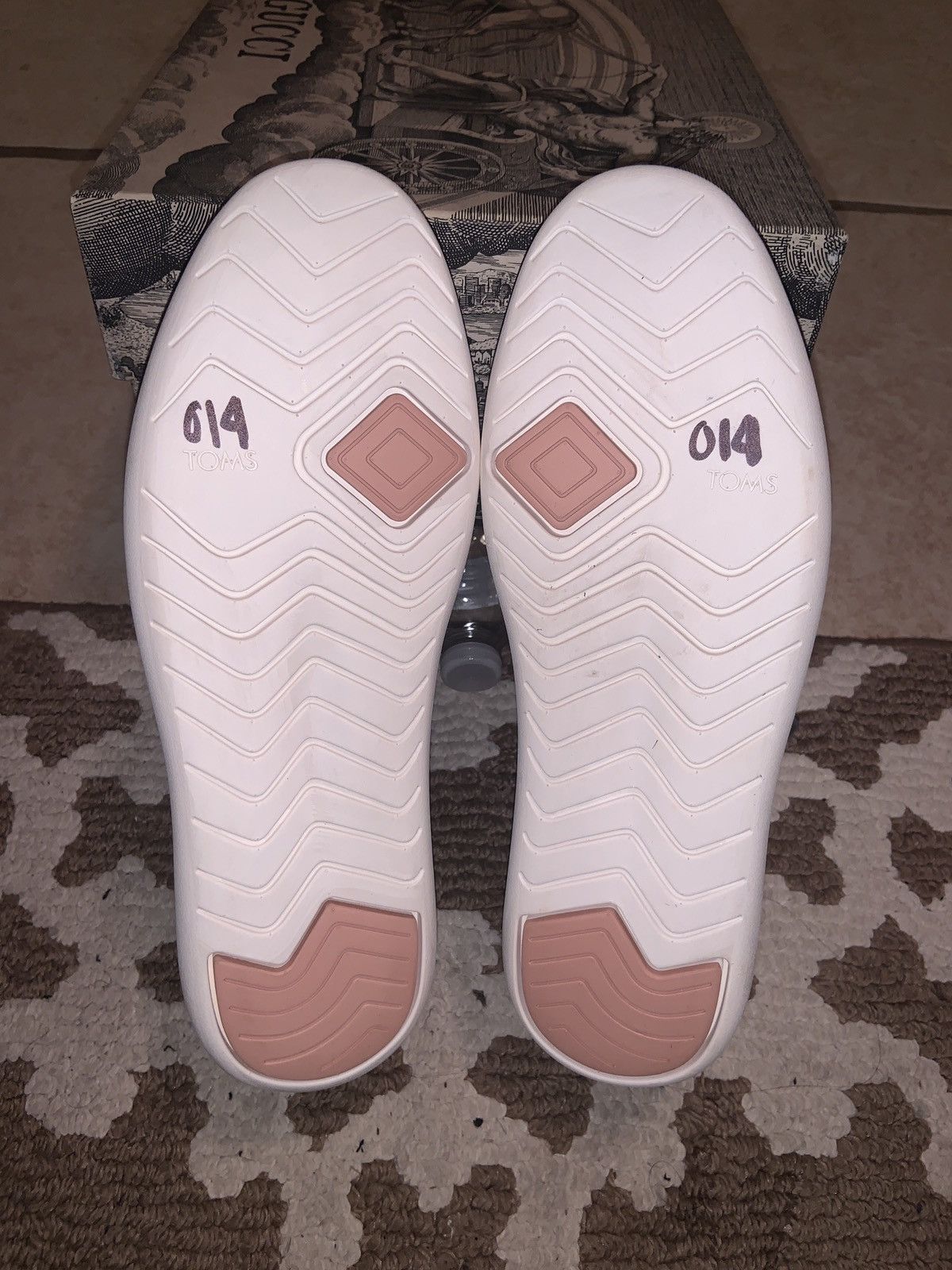 Toms Women’s Slip On Alpargata Mallow Puff TOMS Size 9.5 Size US 9.5 / IT 39.5 - 5 Thumbnail
