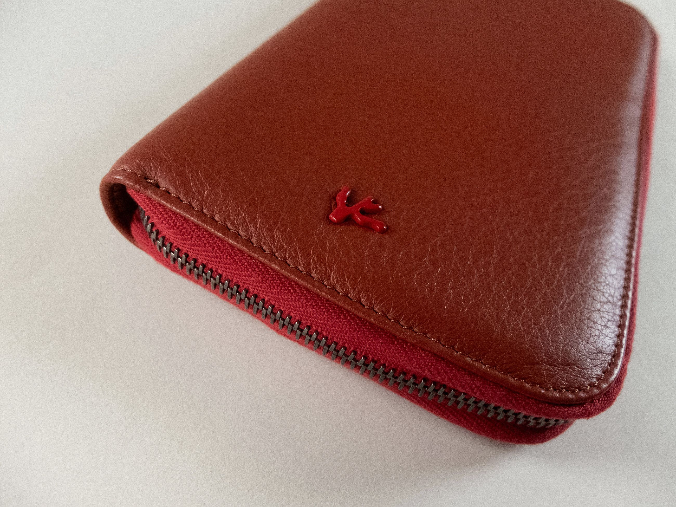 Isaia ISAIA Napoli brown red leather zip around chest wallet Italy Size ONE SIZE - 2 Thumbnail