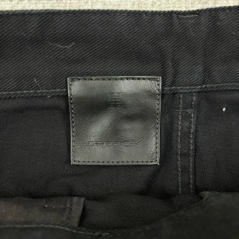 Givenchy Givenchy Solid color straight jeans with zip details Size US 32 / EU 48 - 4 Thumbnail