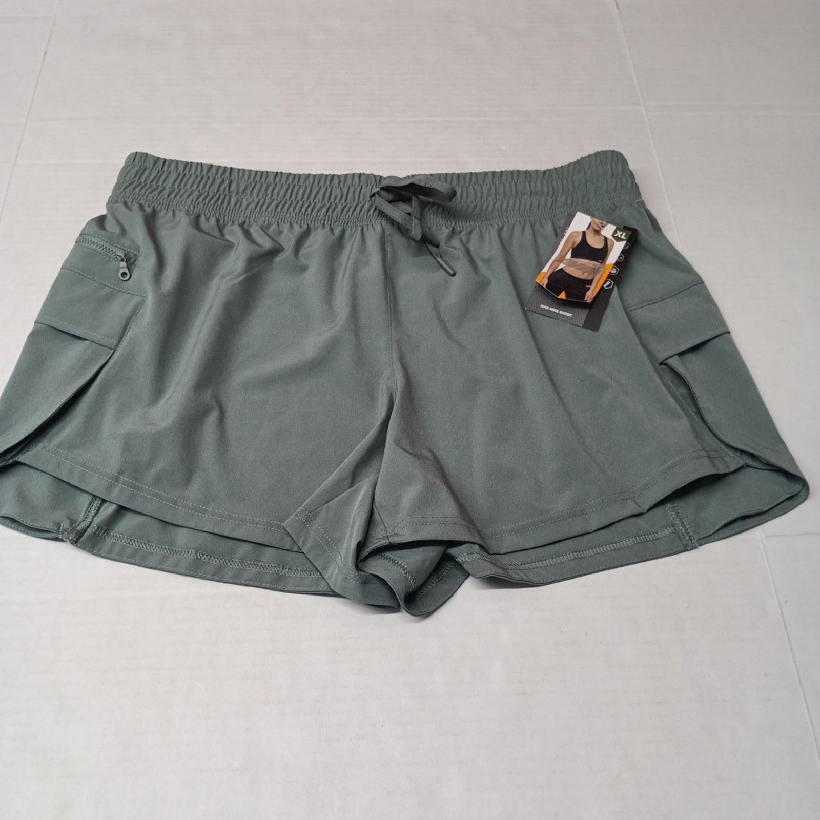 Avia Avia Hike Cargo Shorts Women's Size XL (16-18) Green Size 38" / US 16 / IT 52 - 1 Thumbnail