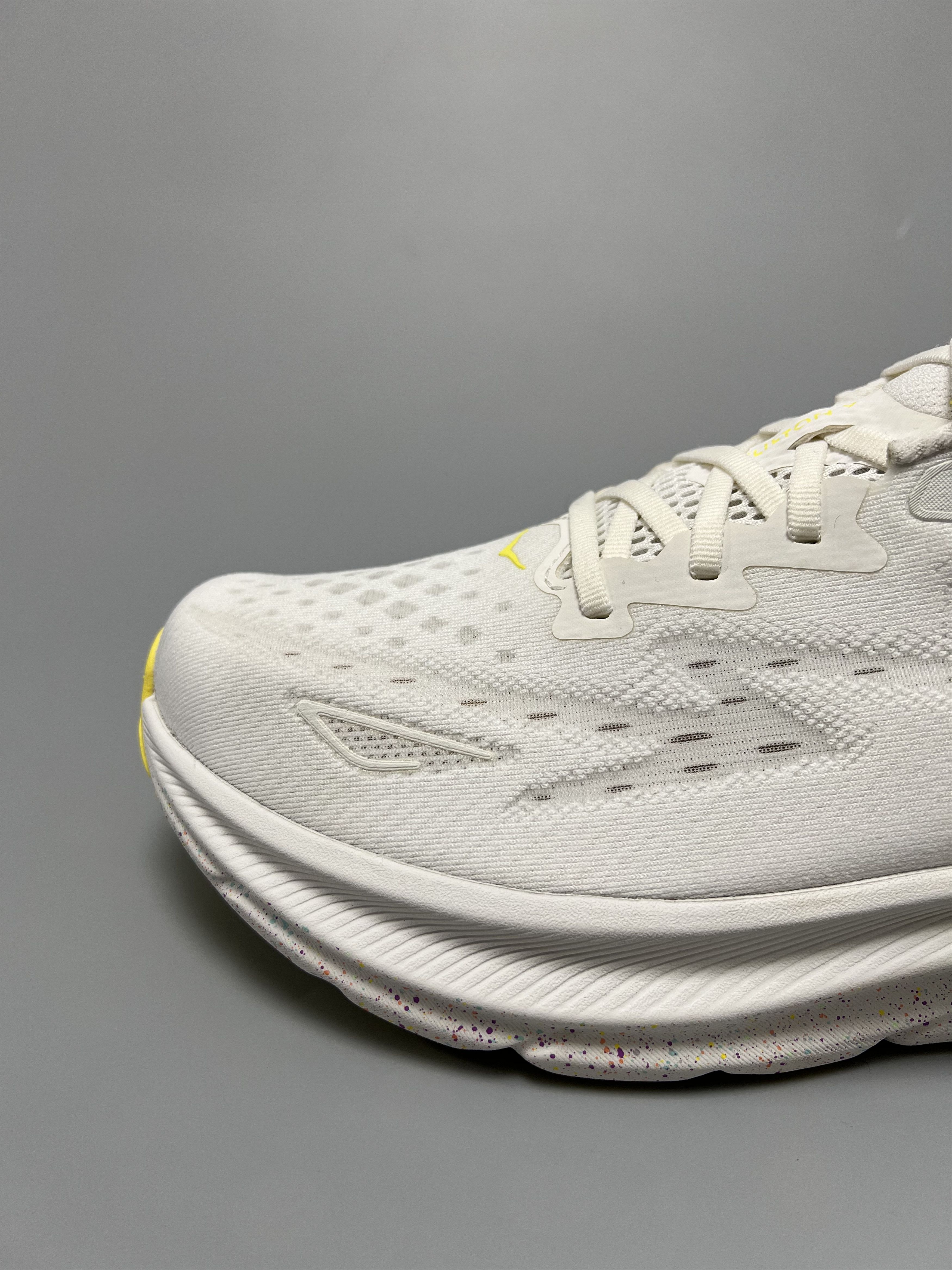 Hoka 10.5EE Hoka One One Clifton 9 Wide Running Shoes Walking Gym Size US 10.5 / EU 43-44 - 8 Thumbnail