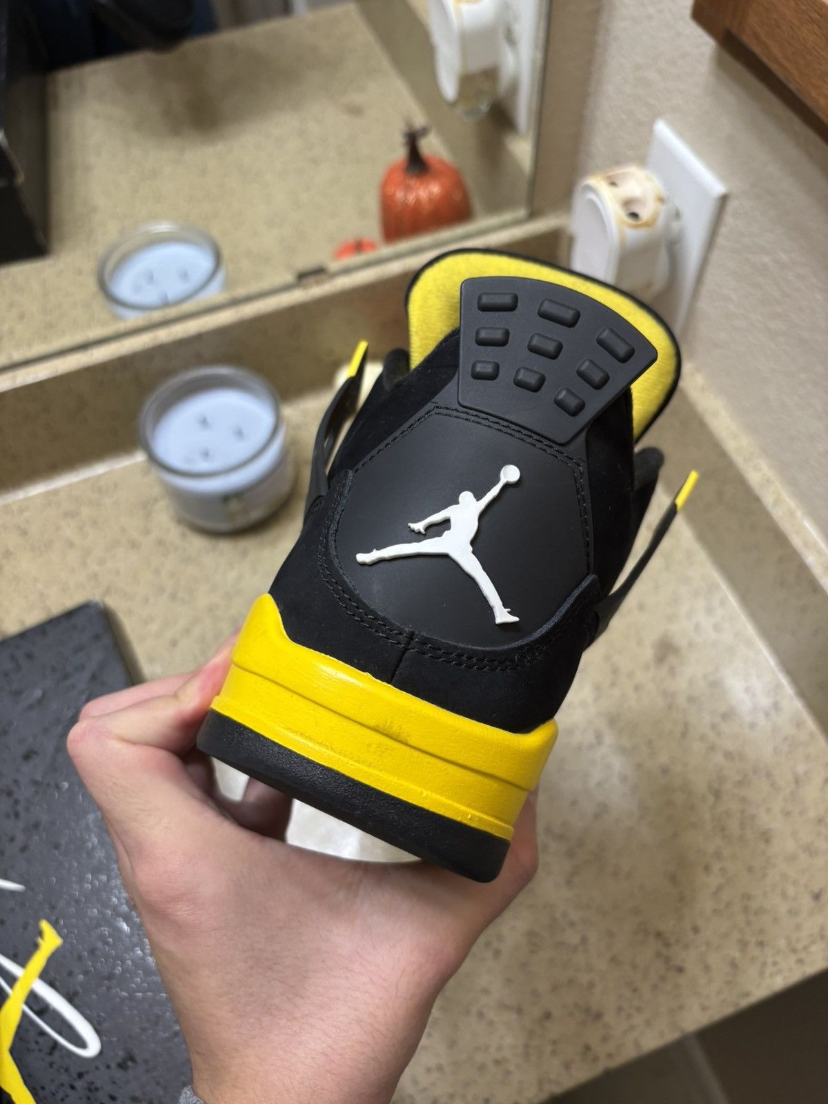 Jordan Brand Jordan 4 yellow thunder Size US 11 / EU 44 - 7 Thumbnail