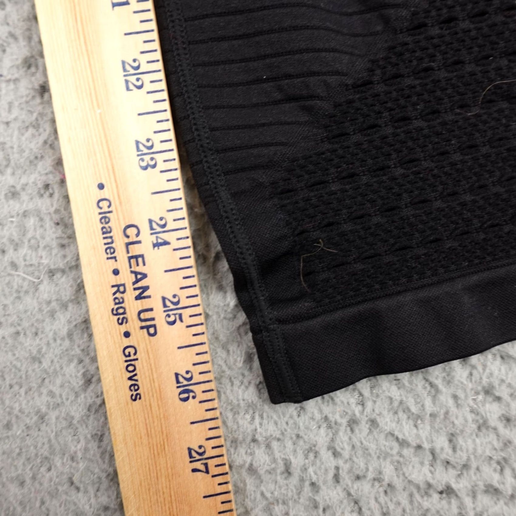 Gymshark Gymshark Leggings Women Small Black Energy Seamless High Rise Perforated Activewear CrossFit Gym & Training - Mens? Size 28" / US 6 / IT 42 - 5 Thumbnail