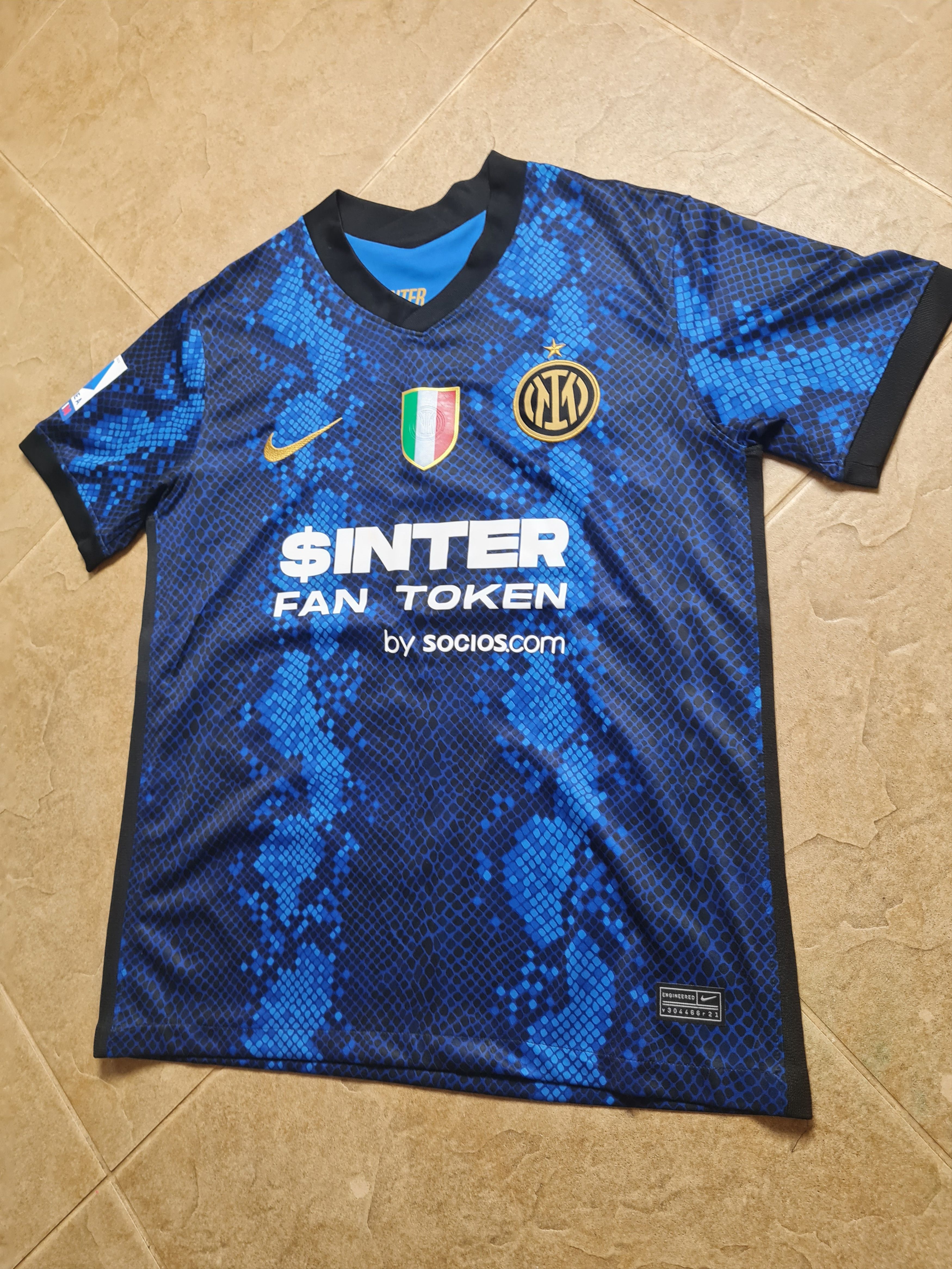 Nike Inter Milan FC Nike #9 LUKAKU 2021-22 Home Kit Soccer Shirt Size US S / EU 44-46 / 1 - 6 Thumbnail