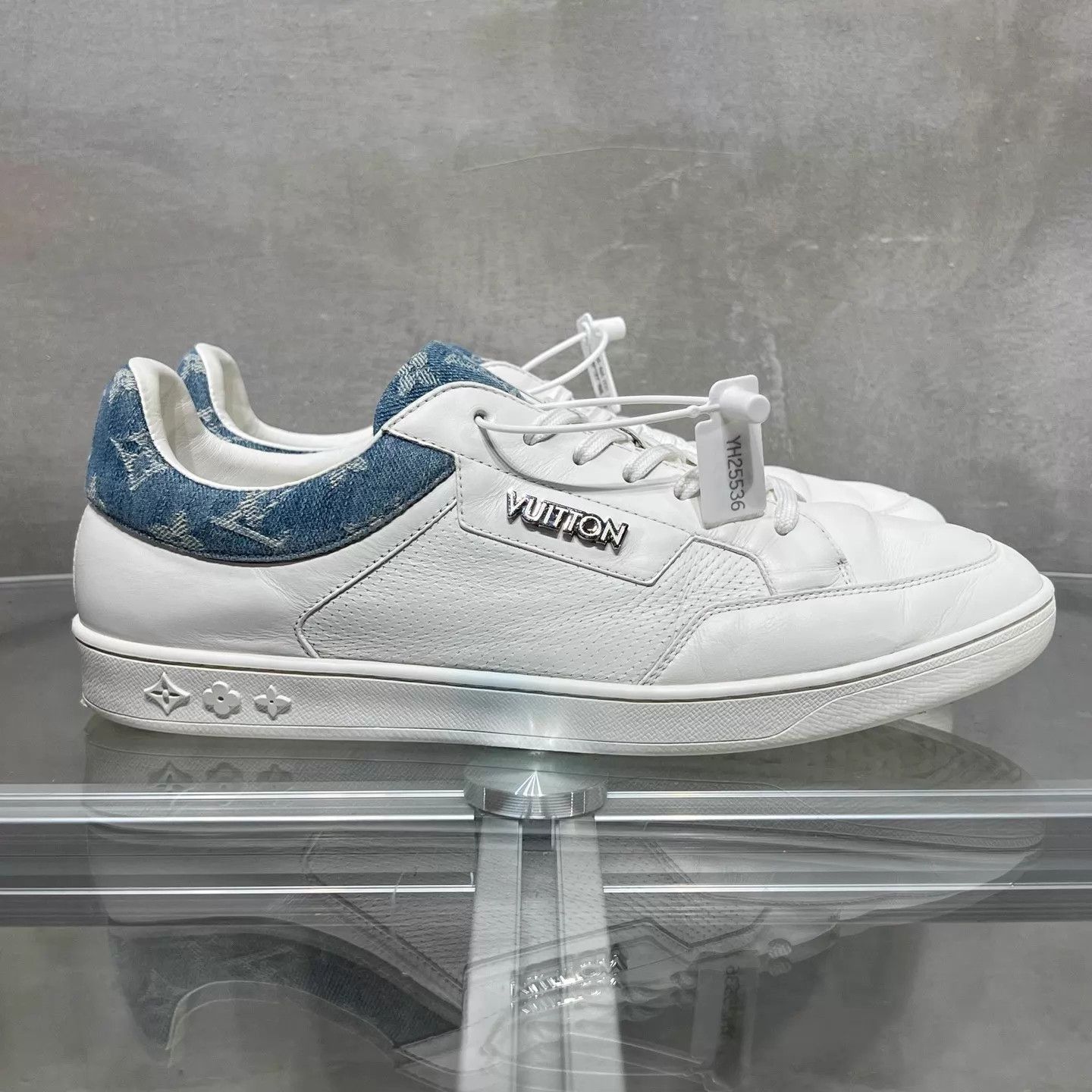 Louis Vuitton LV Monogram Low-Top Casual Sneaker UK8 Size US 9 / EU 42 - 4 Thumbnail
