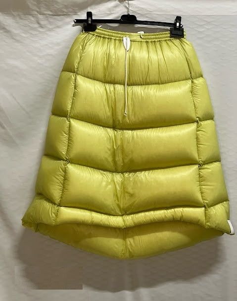 Jil Sander o1loc1c1224 Skirt in Golden Size 28" / US 6 / IT 42 - 1 Preview