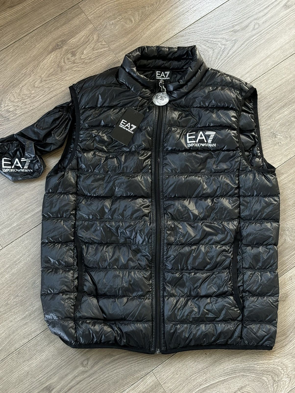 Emporio Armani Emperio Armani Vest Size US L / EU 52-54 / 3 - 1 Thumbnail