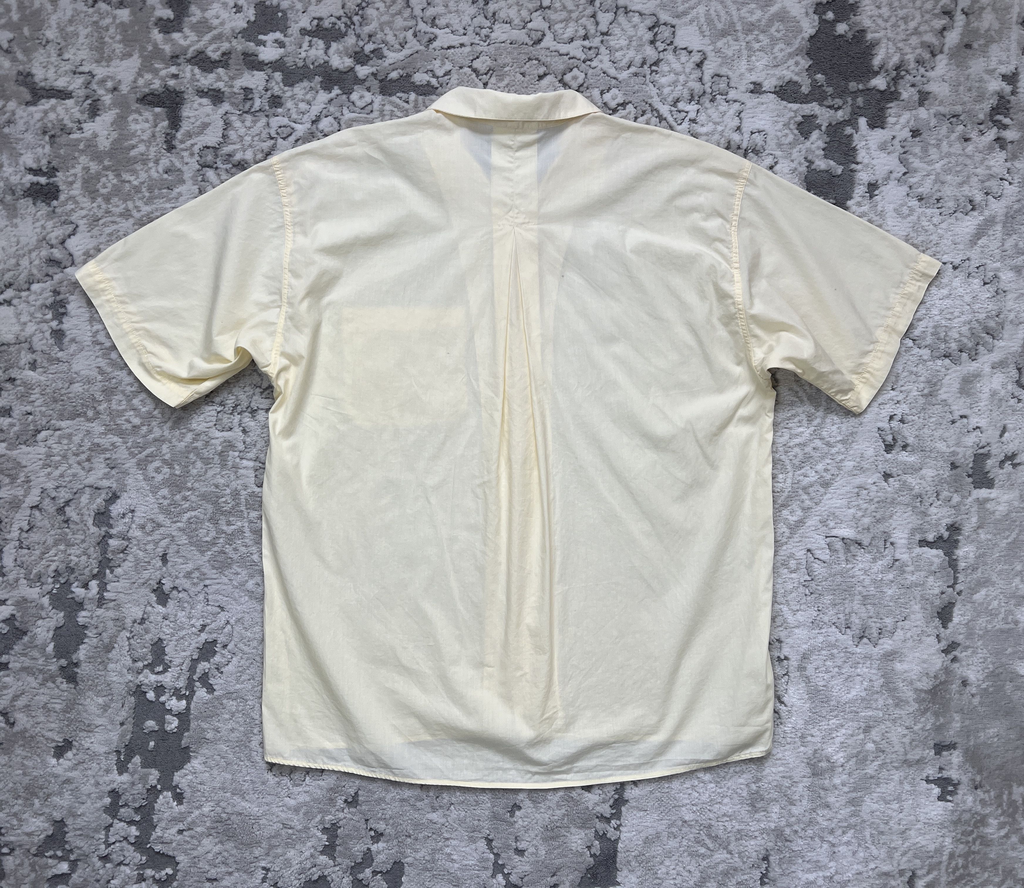 Fila × Vintage Vintage FILA Italy Short Sleeve Cream Shirt with Crest Logo Size US M / EU 48-50 / 2 - 7 Thumbnail