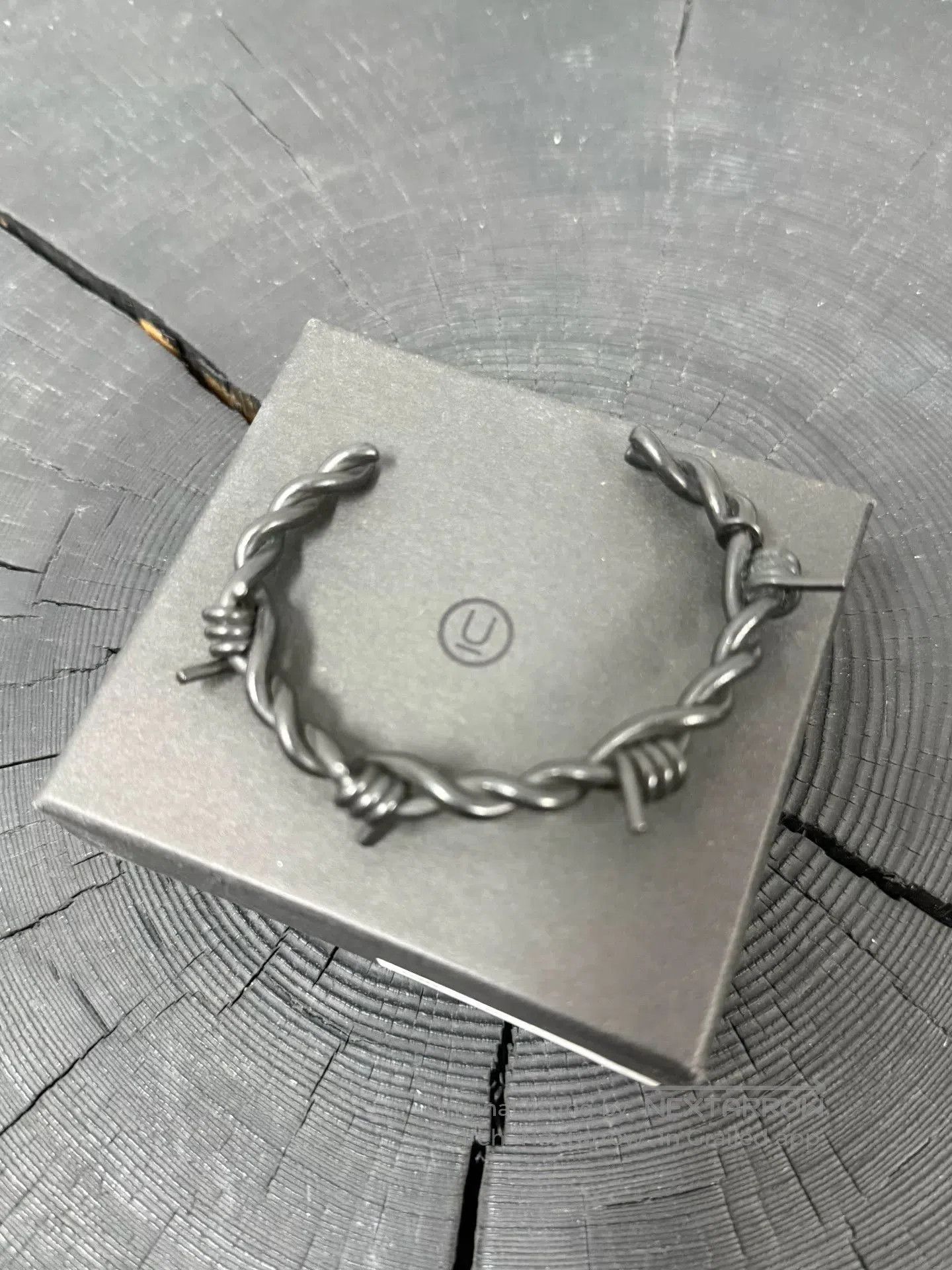 Comme des Garcons Homme Plus UNDERCOVER Thorn Wire Hand Bracelet. Size ONE SIZE - 3 Thumbnail