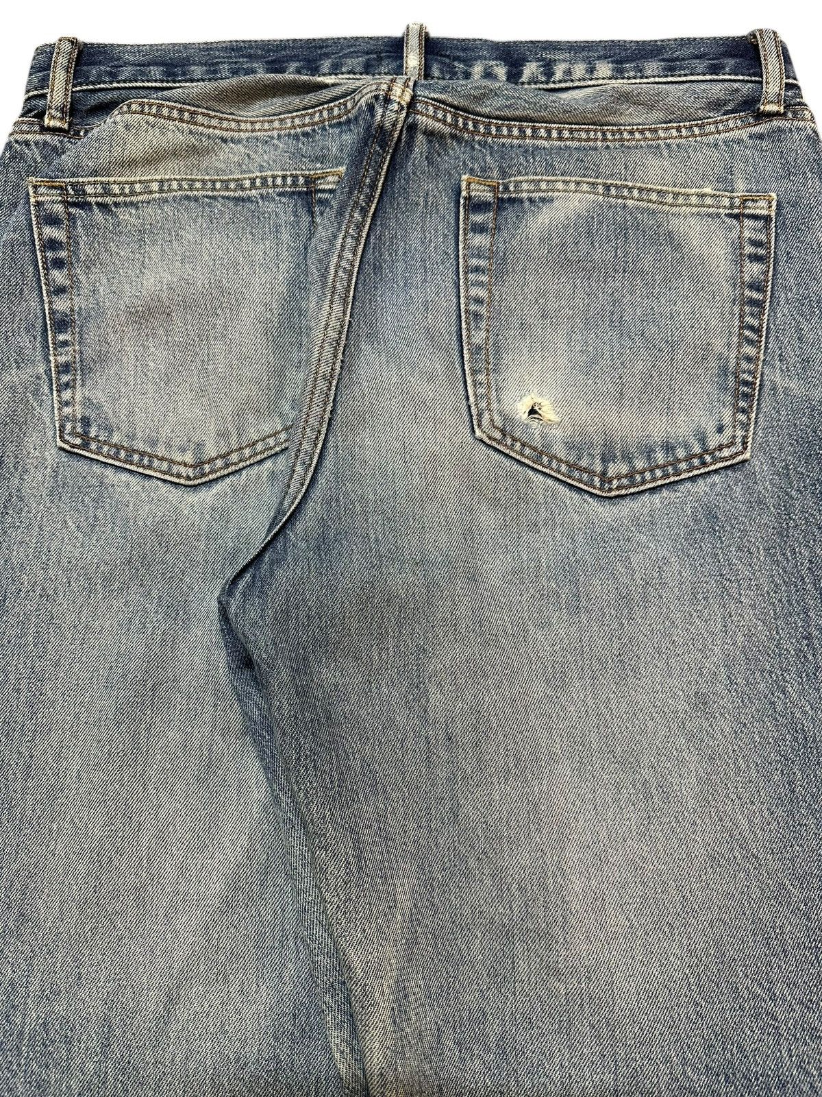 Uniqlo Vintage Japanese Uniqlo Faded Wash Distressed Loose Jeans Size US 32 / EU 48 - 6 Thumbnail