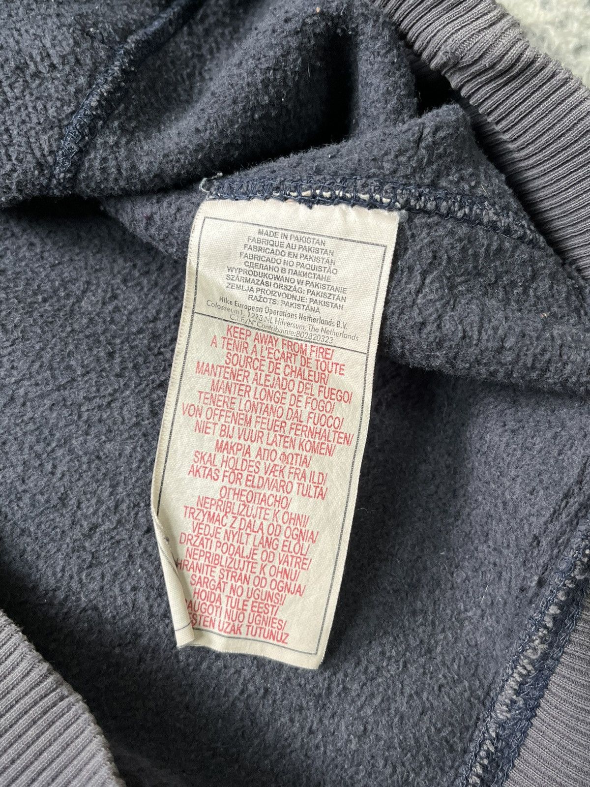 Nike Vintage Nike Hoodie Embroidered Swoosh Distressed Faded Y2K Size US M / EU 48-50 / 2 - 10 Thumbnail
