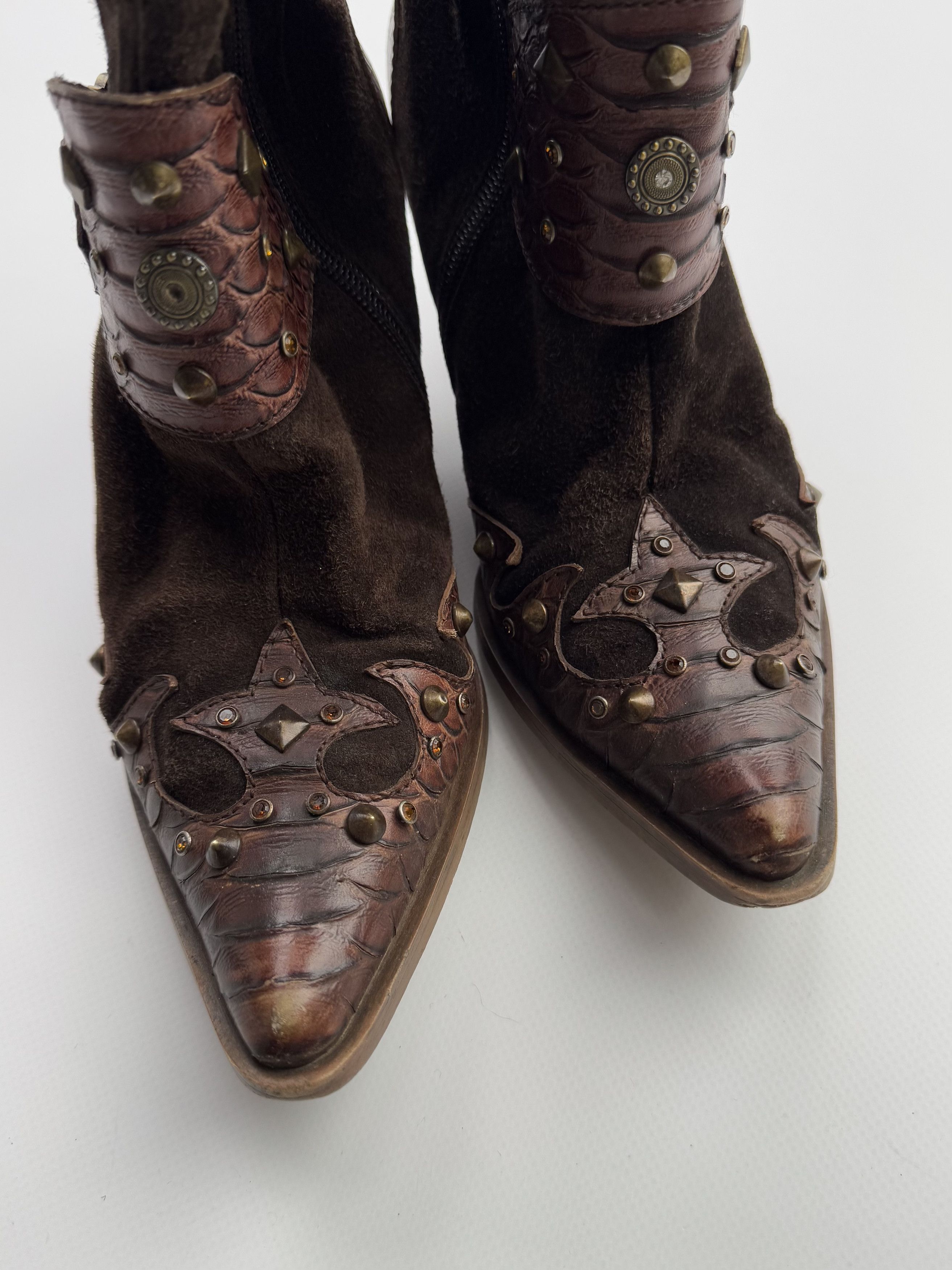 Vintage Vintage Suede Leather Boots B311(V208)E2 Size US 6 / IT 36 - 7 Thumbnail