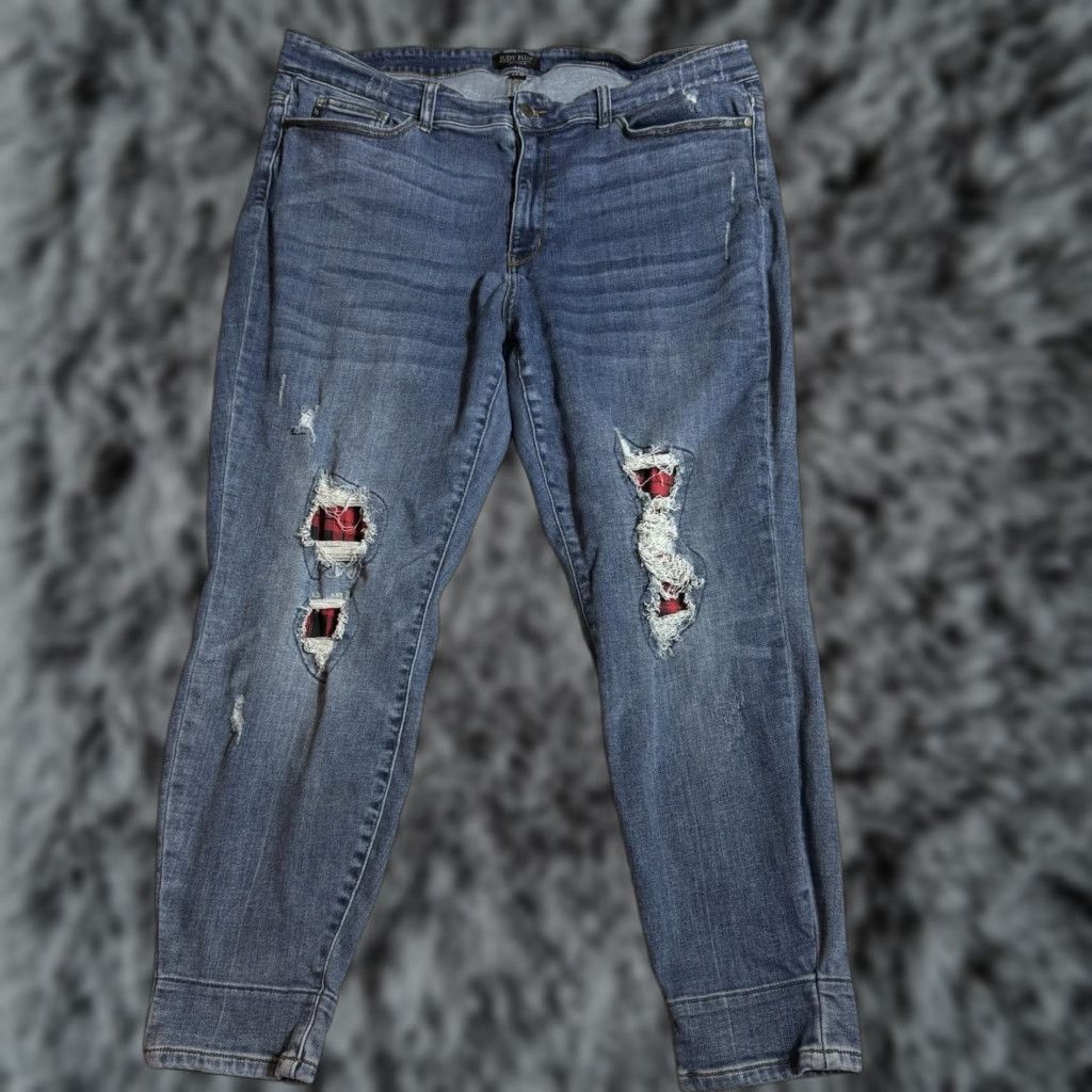 Vintage Judy Blue Jeans Womens Plus 22W Distressed Ripped Skinny Fit Grunge Streetwear Size 40" / US 18 - 1 Thumbnail