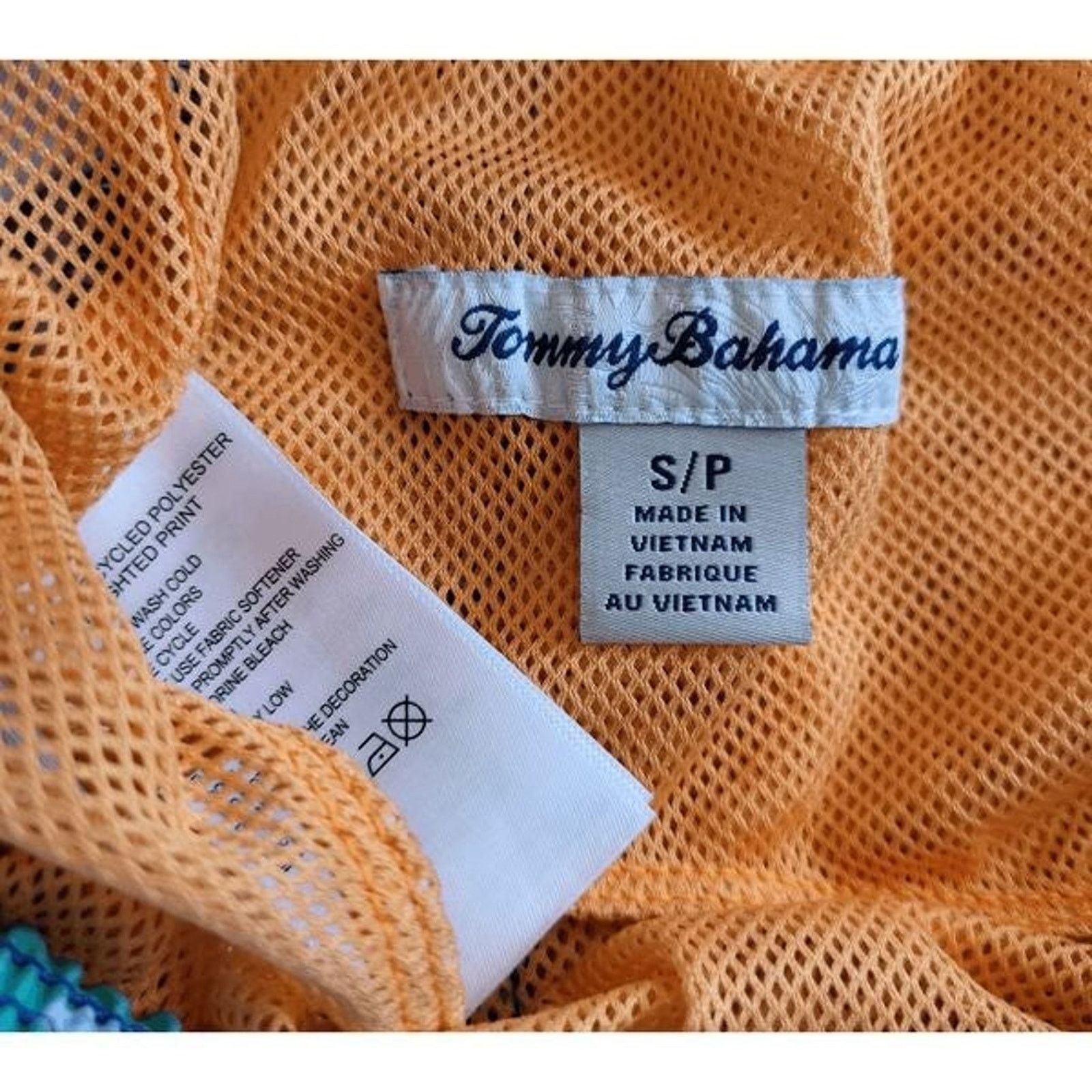 Tommy Bahama NWT TOMMY BAHAMA Naples Hibiscus Highway Men's Swim Trunks Size US 31 - 6 Thumbnail