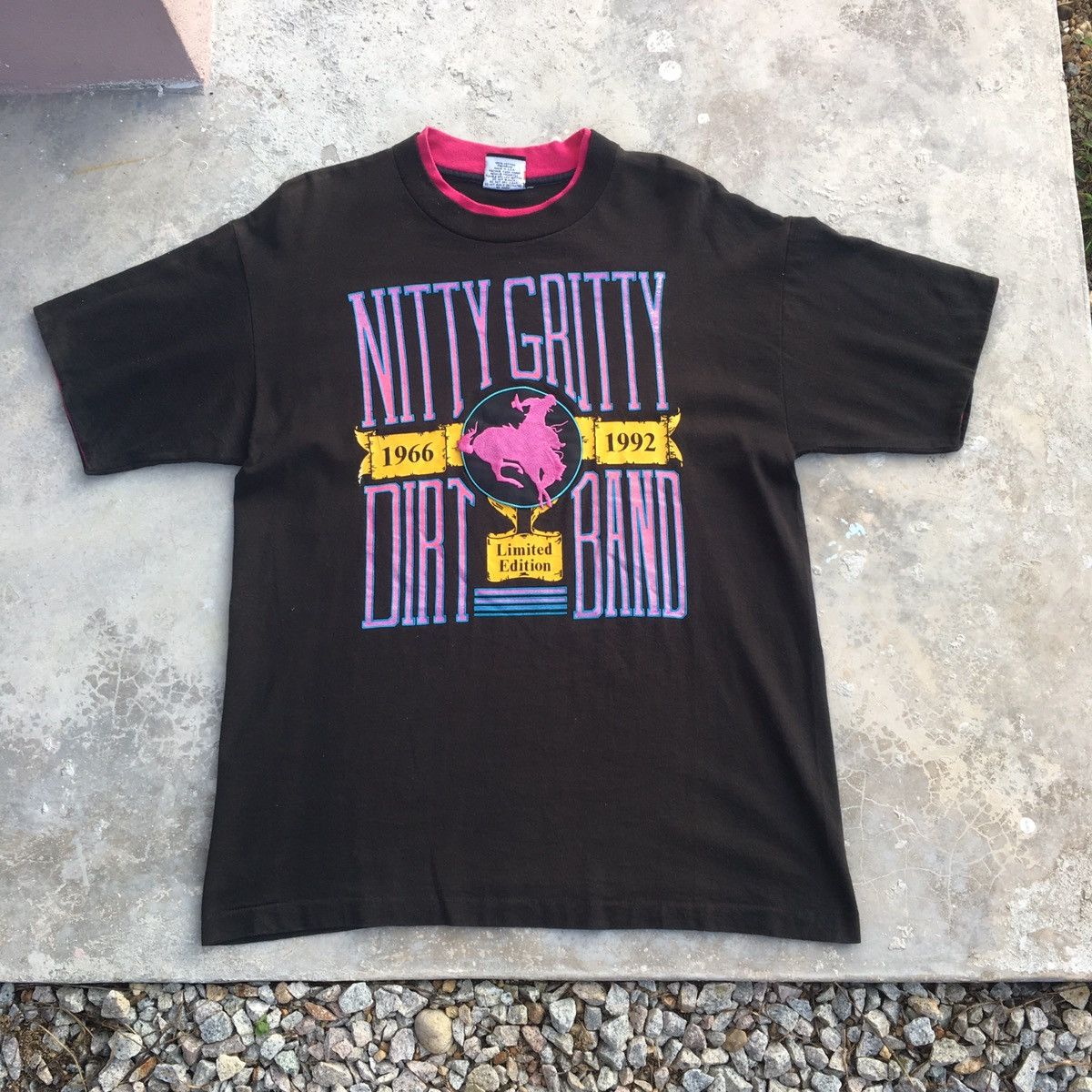 image of Band Tees x Signal Sport Vintage Nitty Gritty Dirt Band Limited Edition in Black, Men's (Size Large