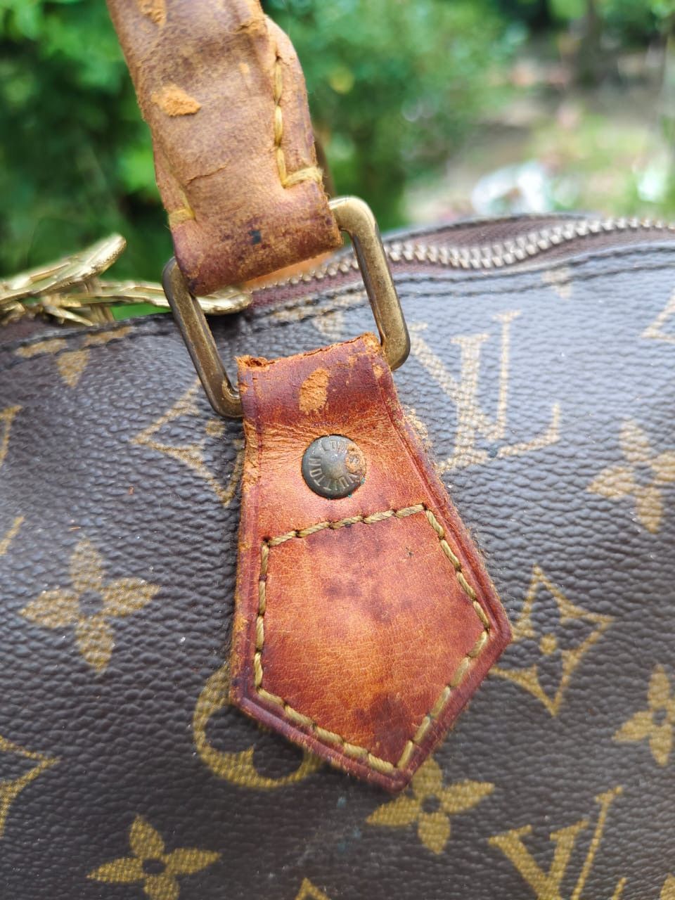 Louis Vuitton Authentic Vintage Louis Vuitton Alma PM DEFECTTED JUNK Size ONE SIZE - 9 Thumbnail