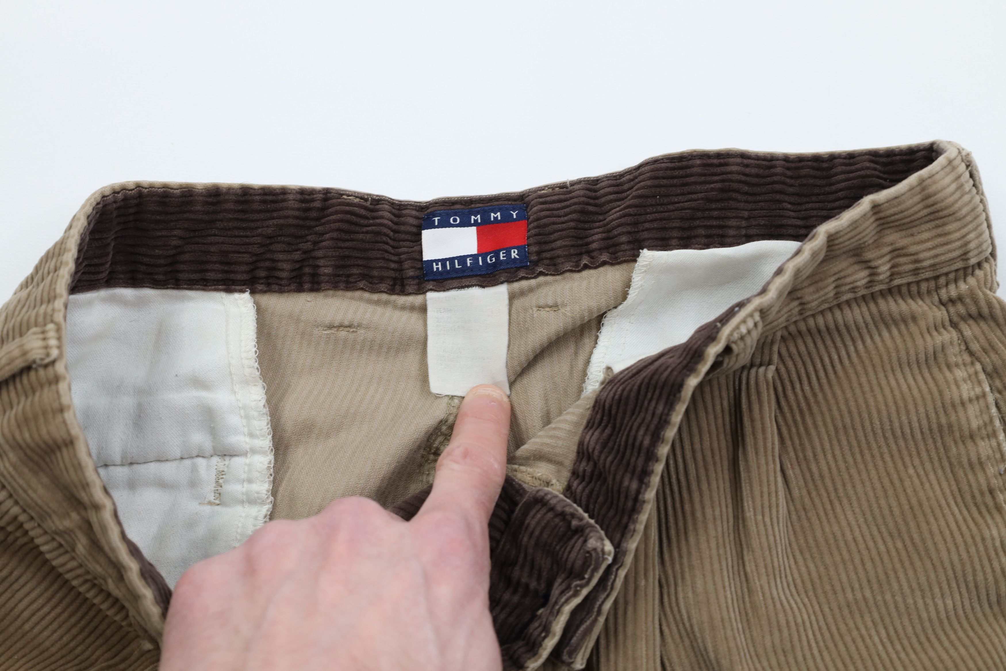 Tommy Hilfiger Vintage 90s Tommy Hilfiger Baggy Wide Leg Corduroy Pants Size US 32 / EU 48 - 9 Thumbnail