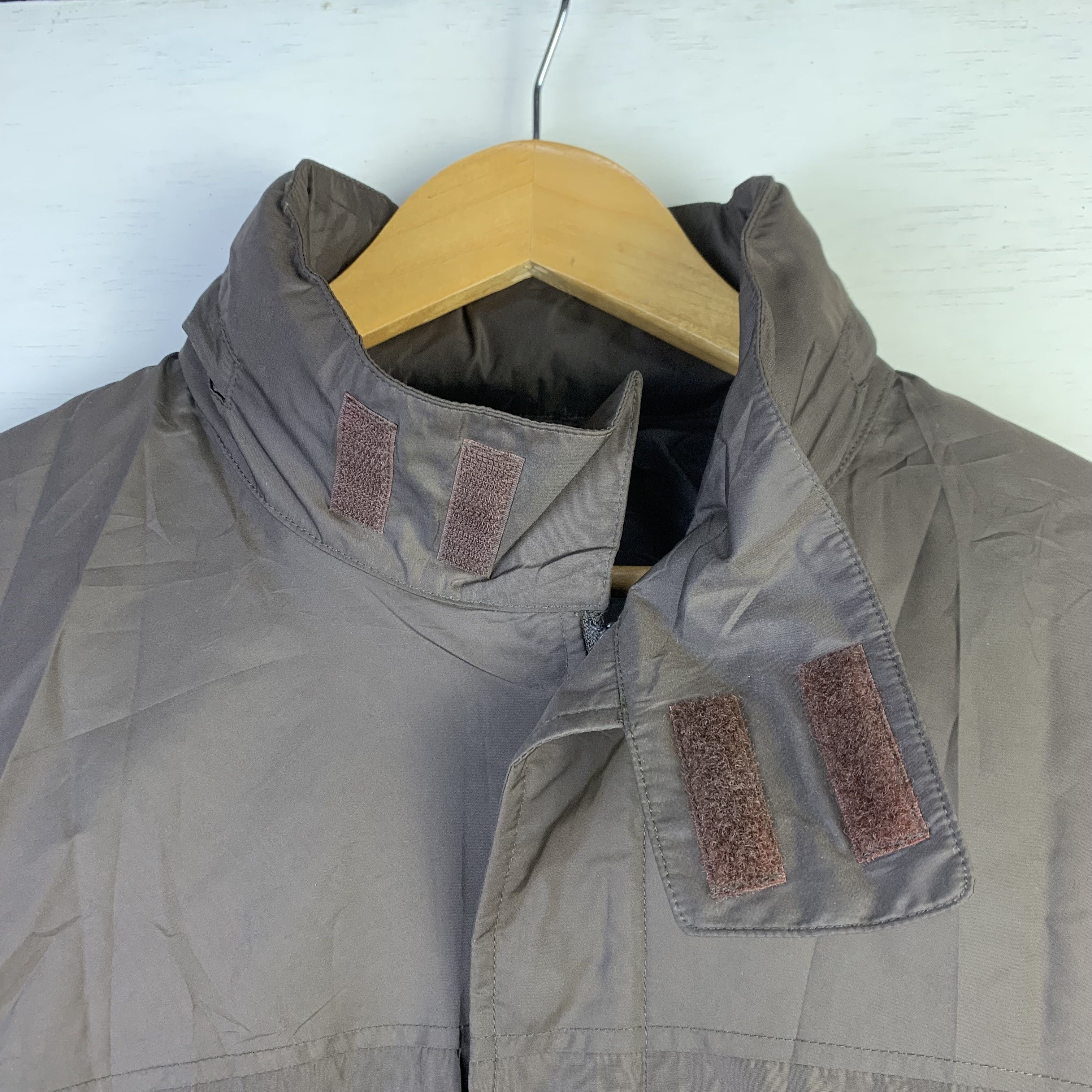 Uniqlo Vintage Uniqlo Jacket M Oversized Brown Size US M / EU 48-50 / 2 - 4 Thumbnail