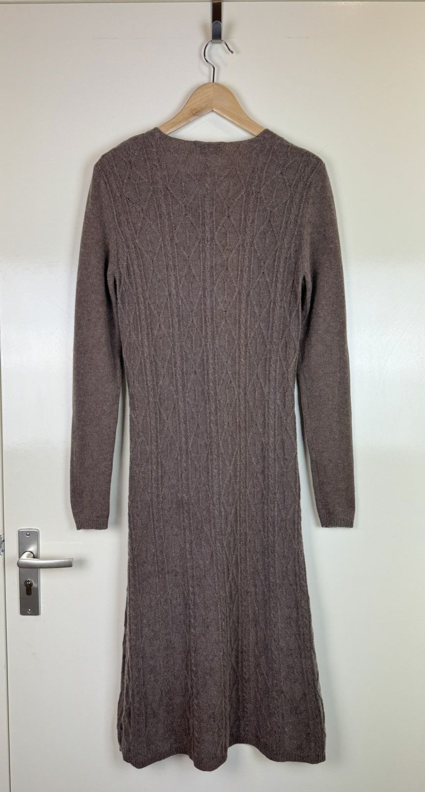 Johnstons Of Elgin Johnstons of Elgin Cashmere Silk Cable Knit Sweater Dress M Size M / US 6-8 / IT 42-44 - 10 Thumbnail