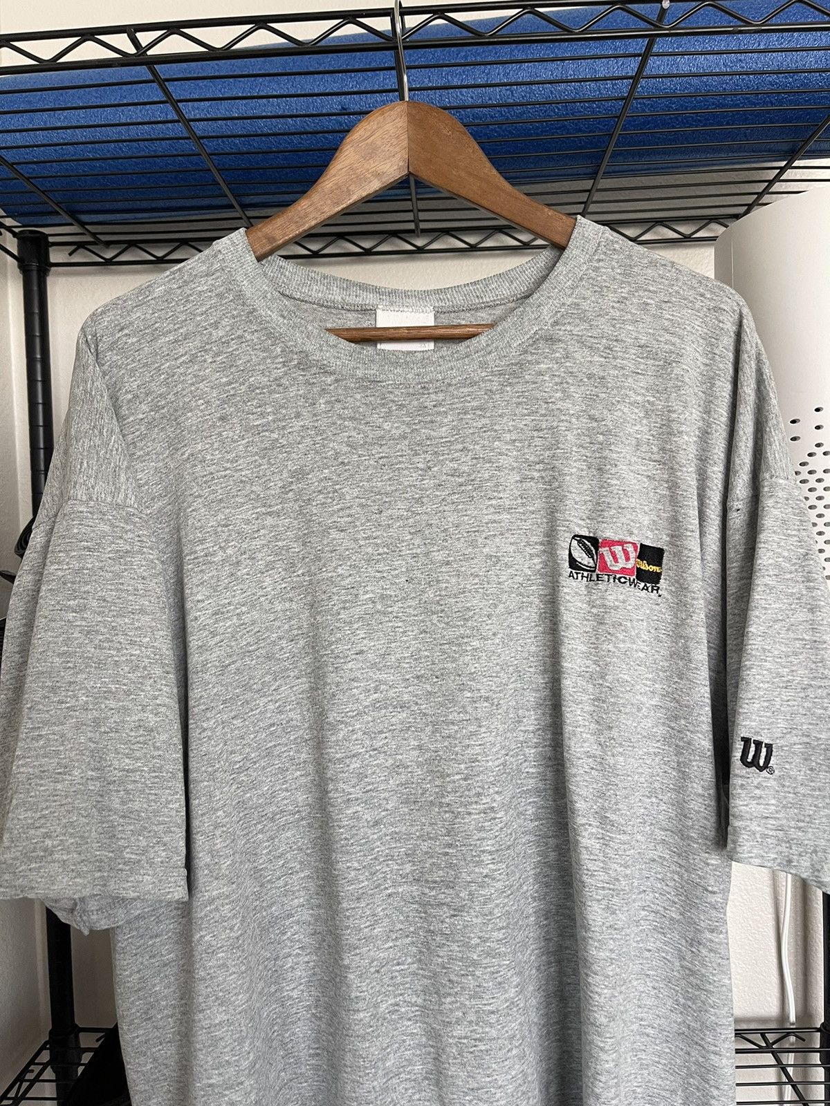 Vintage × Wilson 90s Embroidered Wilson Athletics Tee Shirt tennis Size US XXL / EU 58 / 5 - 2 Thumbnail