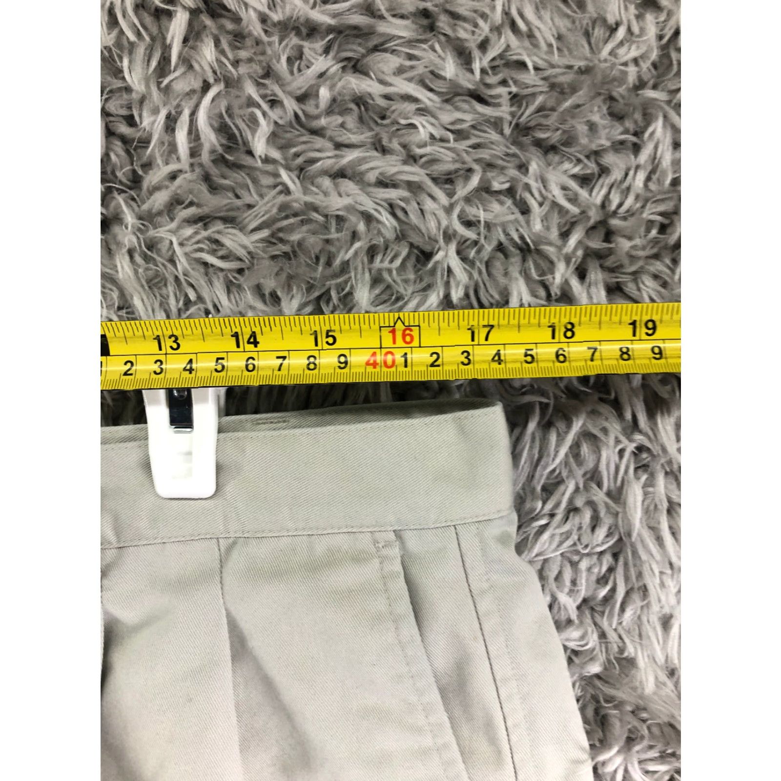 Eddie Bauer Eddie Bauer Mens 36 Mid Rise Tan Khaki Golf Shorts Bermuda 5-Pocket Beige Cotton Blend Regular Size US 36 / EU 52 - 2 Thumbnail