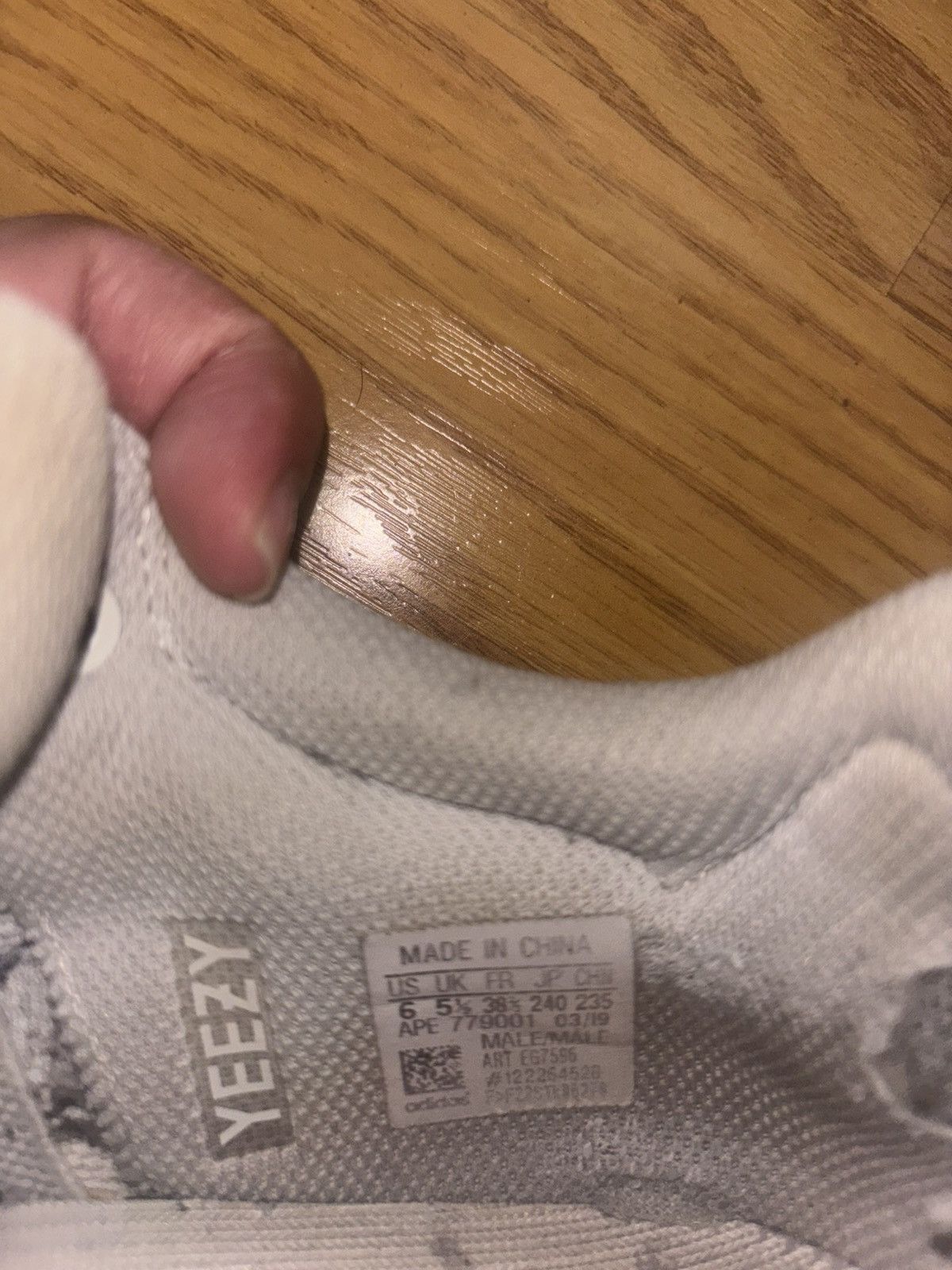 Yeezy Yeezy Boost 700 Analog Size US 6 / EU 39 - 6 Thumbnail