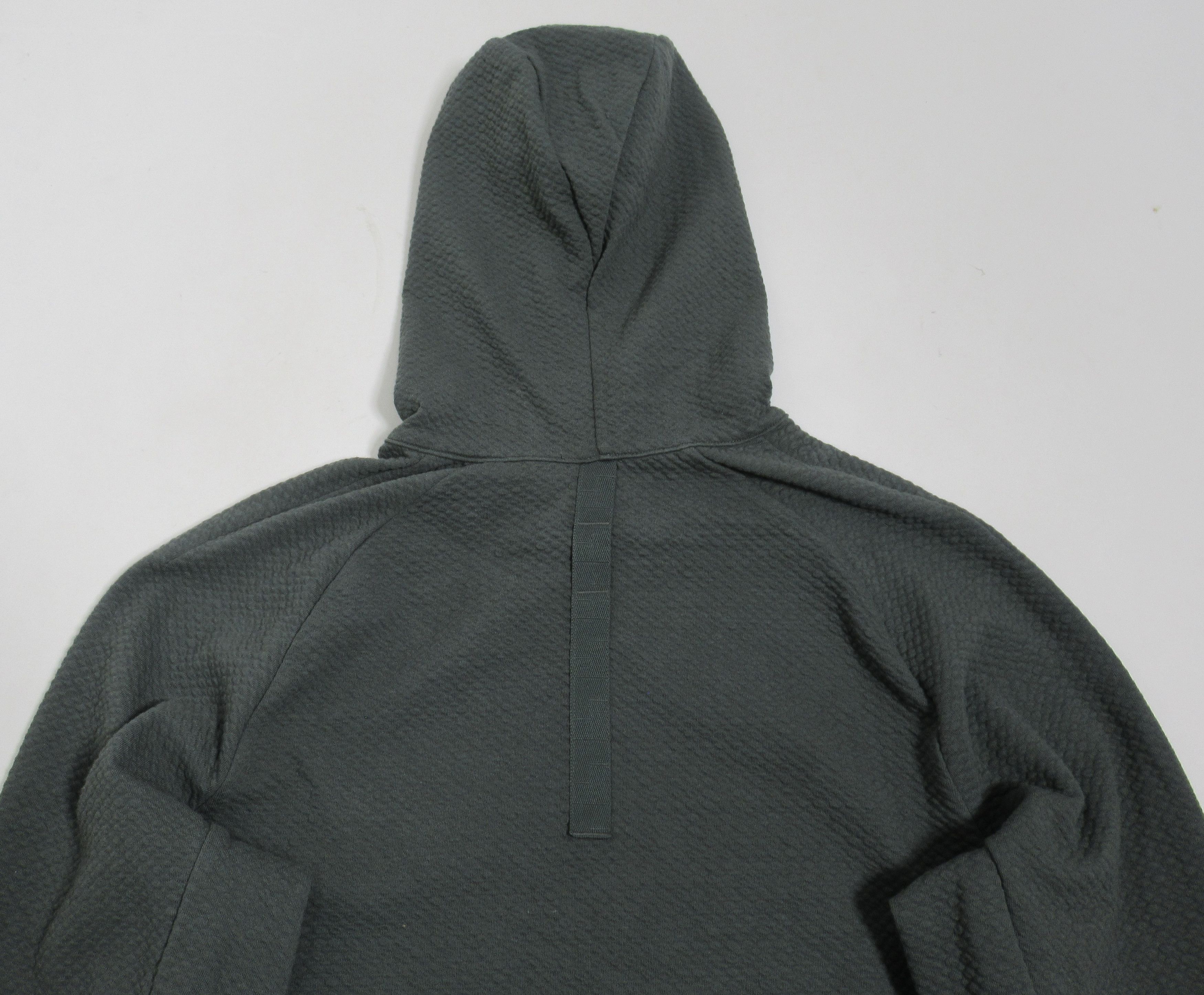 Lululemon Lululemon Men's At Ease Hoodie Smoked Spruce Size S Size US S / EU 44-46 / 1 - 7 Thumbnail