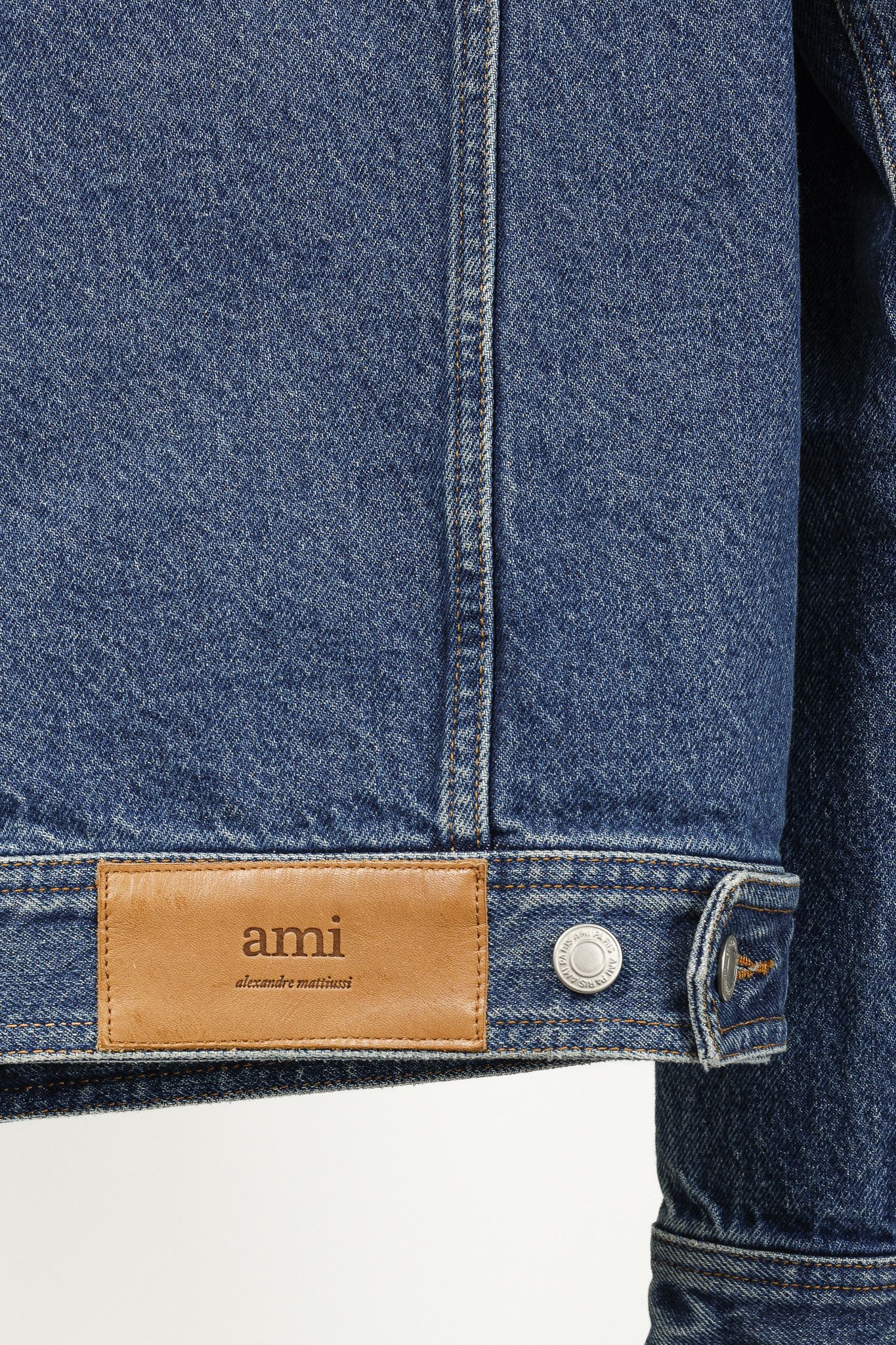 AMI AMI "Used Blue" Weathered Patch-Pocket Denim Jacket Size US S / EU 44-46 / 1 - 9 Thumbnail