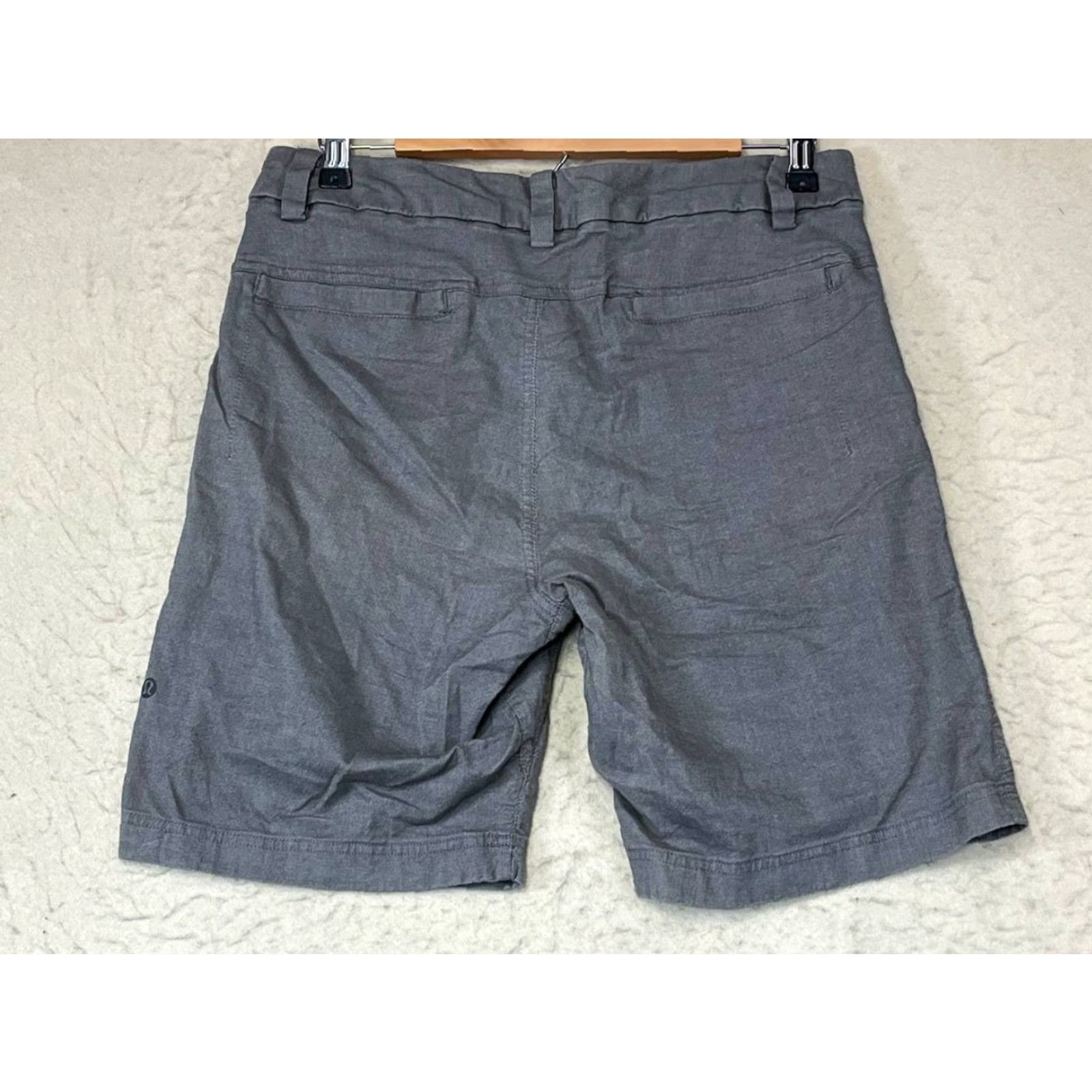Lululemon Lululemon Athletica Men’s Grey Shorts Size 30 Casual Golf See All Pics Size US 30 / EU 46 - 2 Thumbnail