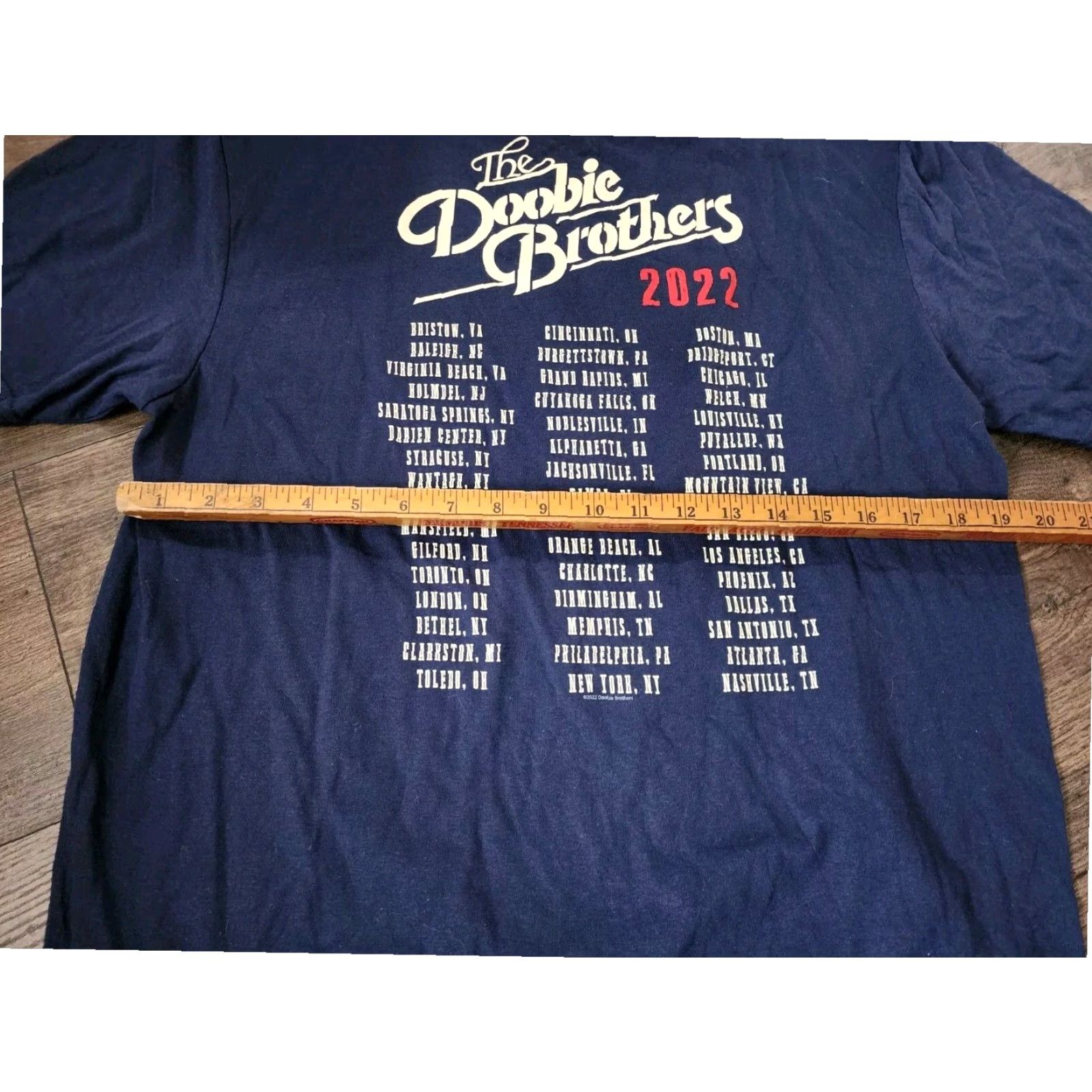 Gildan The Doobie Brothers 50th Anniversary Tour 2022 Graphic Print T Shirt Blue Mens Large Size US L / EU 52-54 / 3 - 3 Thumbnail