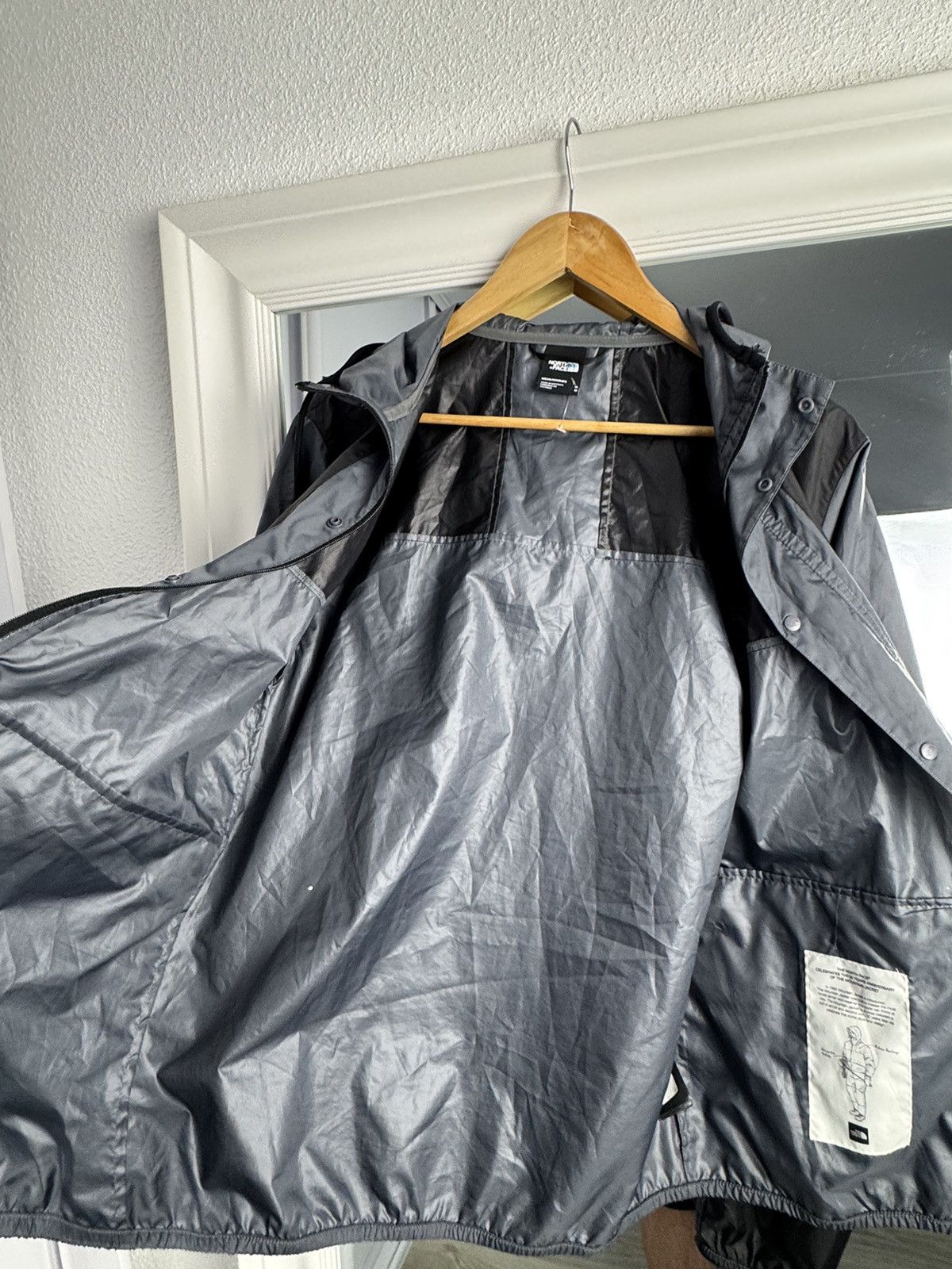 The North Face The North Face Light Rain Jacket Waterproof Windbreaker M Size US M / EU 48-50 / 2 - 13 Thumbnail
