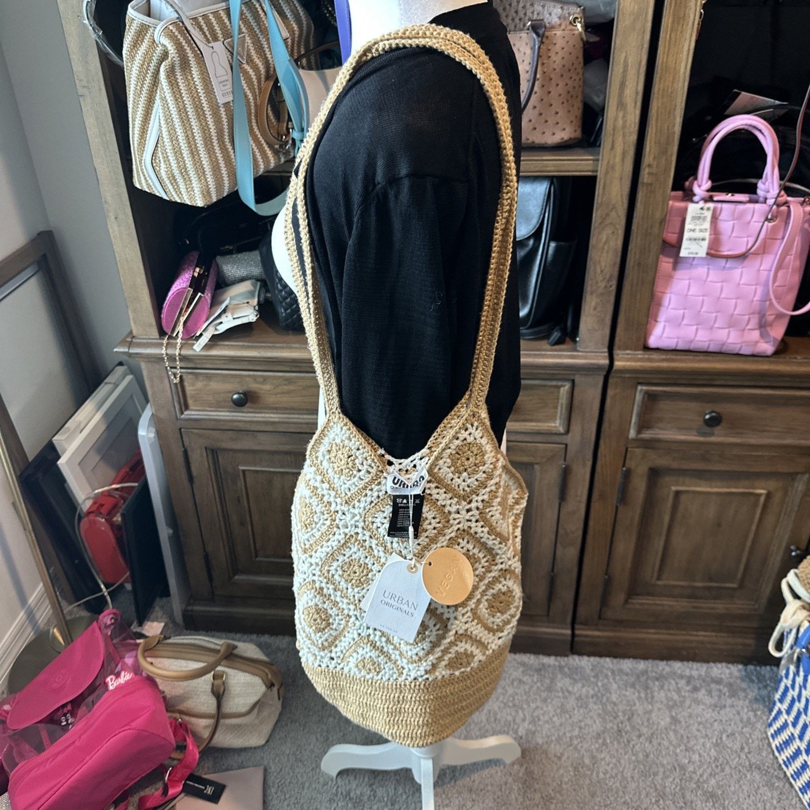 Other URBAN ORIGINALS Large Sunflower crochet Tote bag $88 NWT Size ONE SIZE - 2 Thumbnail