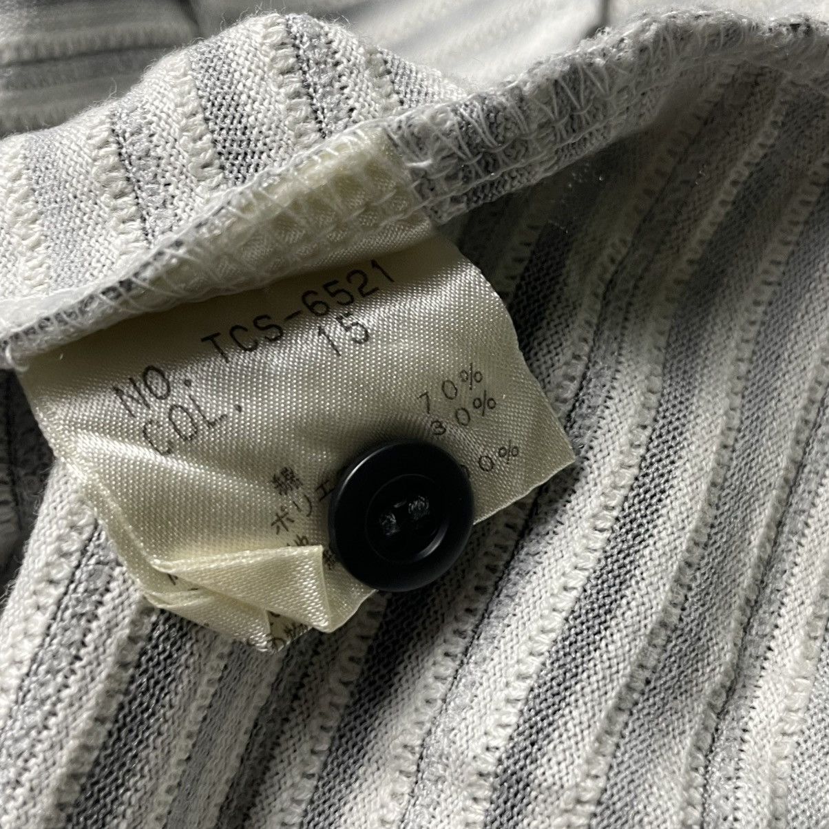 Tornado Mart 🇯🇵 VINTAGE TORNADO MART ABSTRACT PLEATED POLO TSHIRT Size US S / EU 44-46 / 1 - 12 Thumbnail