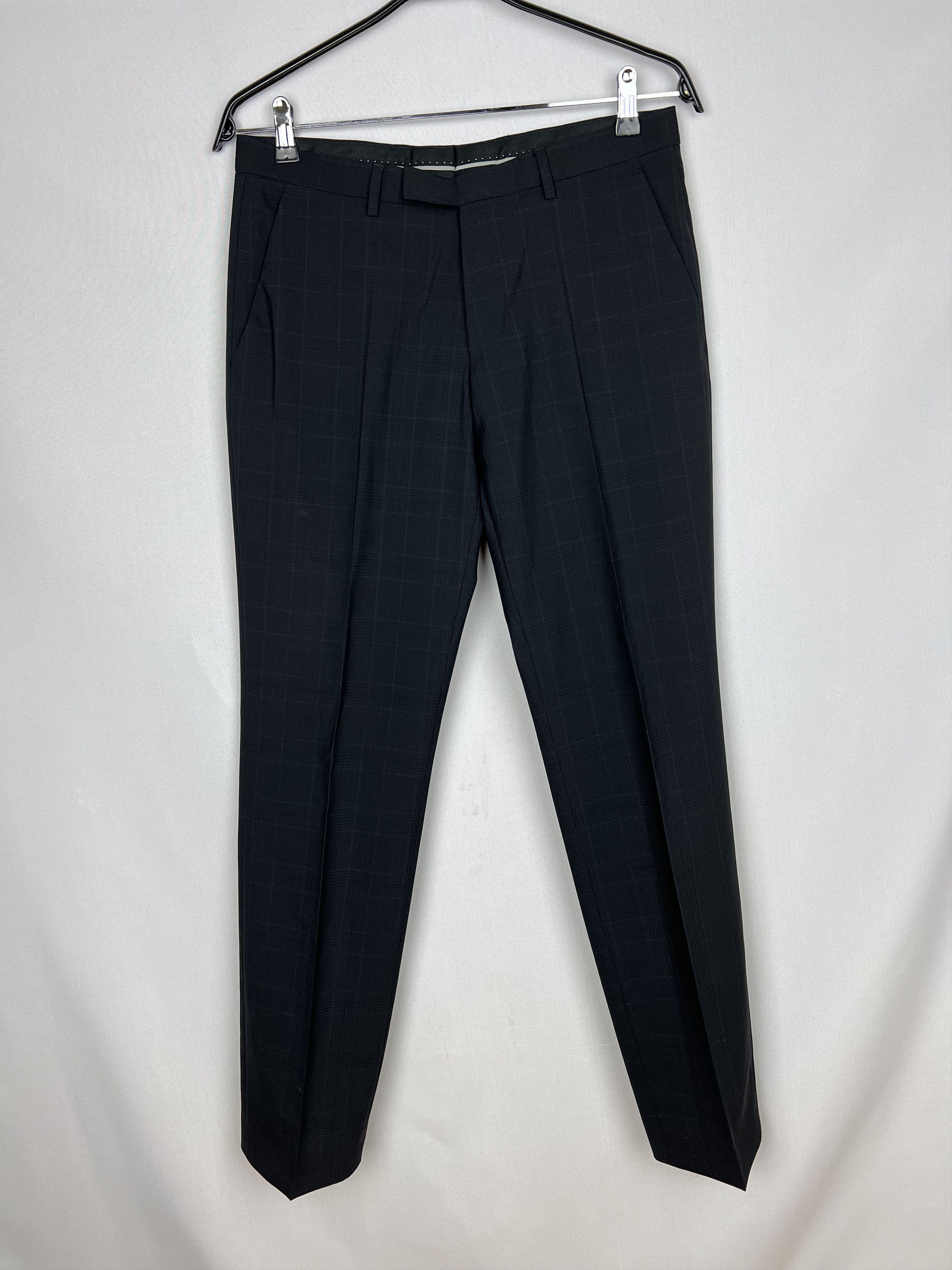Hugo Boss Dark-Gray Plaid 100% Wool 2 Piece Modern Suit Regular Size 36R - 9 Thumbnail