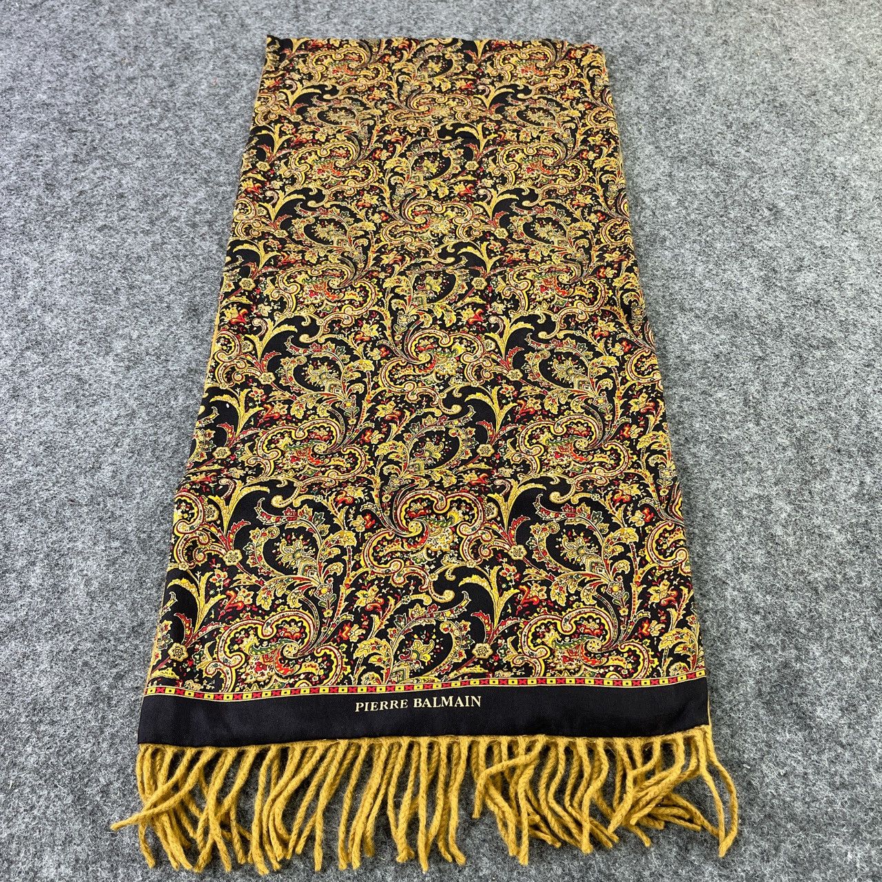 Pierre Balmain × Vintage Pierre Balmain Silk Paisley Scarf /Muffler/ Neckwear - T090 Size ONE SIZE - 2 Thumbnail