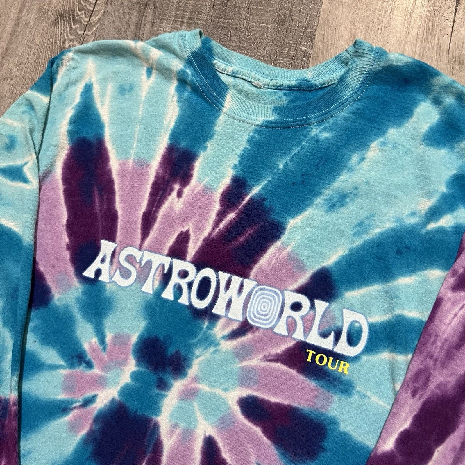 Travis Scott Travis Scott 2018 Astroworld Wish You Were Here Tour Shirt Size US S / EU 44-46 / 1 - 3 Thumbnail