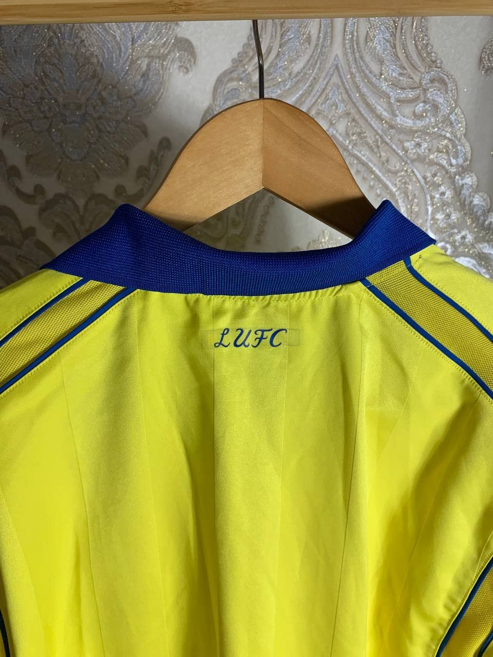 Vintage Vintage Admiral FC Leeds United England Soccer Jersey Retro Size US M / EU 48-50 / 2 - 7 Thumbnail