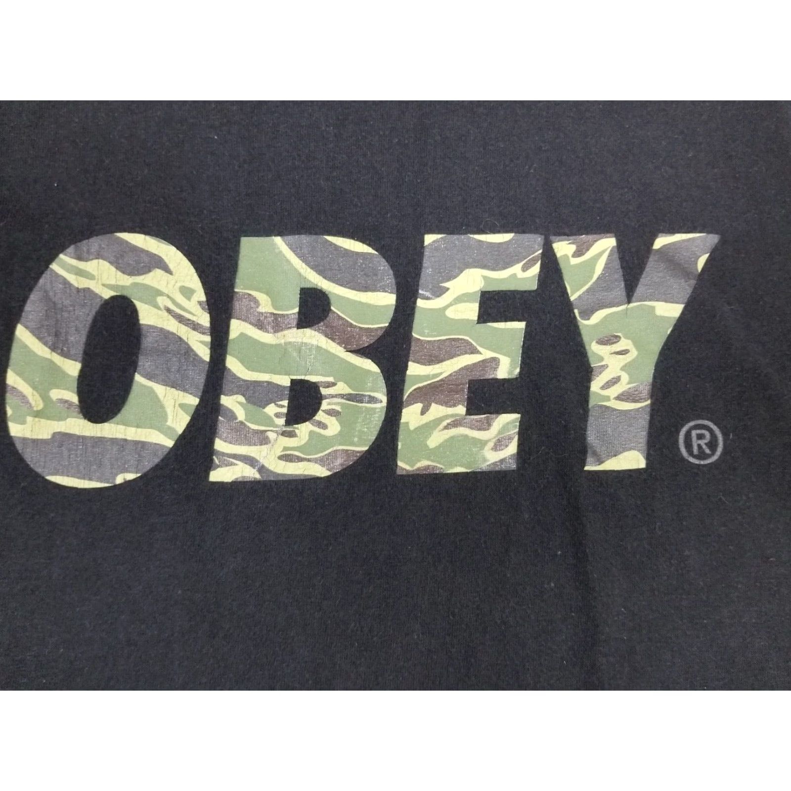 Obey VINTAGE OBEY CAMO LOGO PRINT T-SHIRT MENS Size US M / EU 48-50 / 2 - 2 Thumbnail