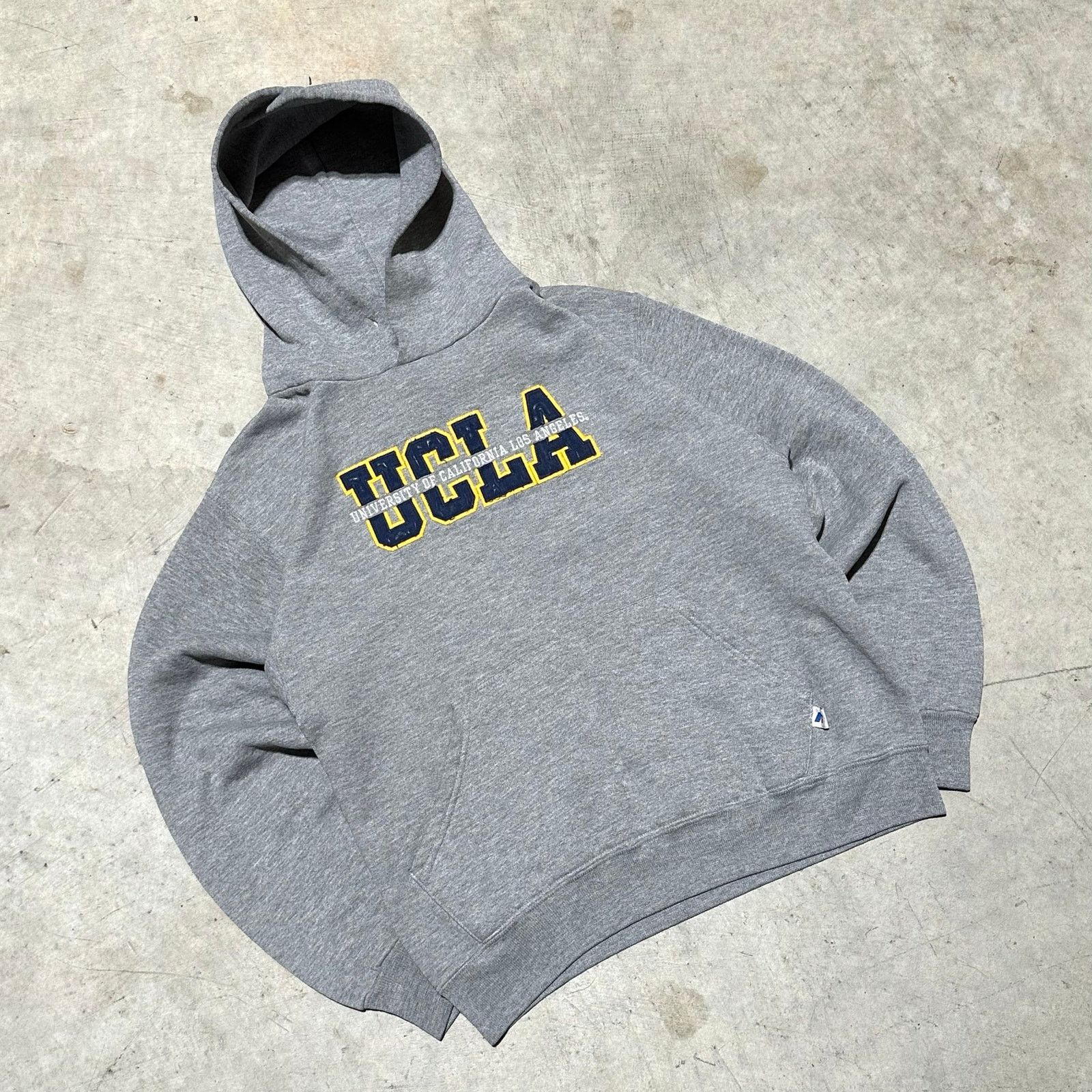 Russell Athletic Vintage Russel UCLA Hoodie size Small in Men Size US S / EU 44-46 / 1 - 1 Thumbnail