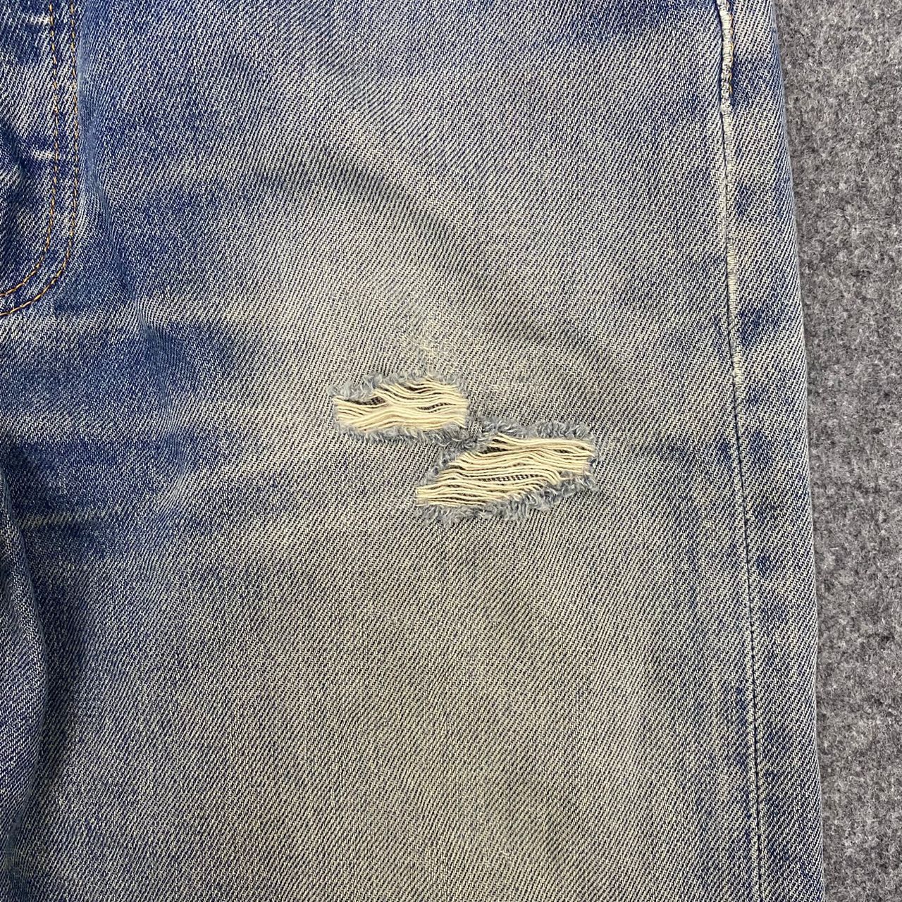 Levi's 💥Vintage 90s Levis 501 Distressed denim Kurt Cobain Style Size US 32 / EU 48 - 11 Thumbnail