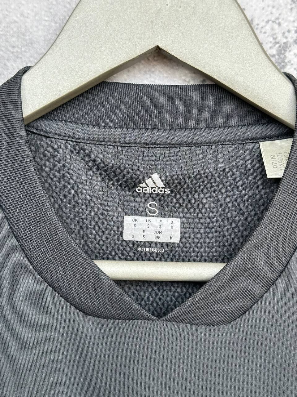 Adidas Adidas Manchester United 2019 AON Jersey Football Shirt Size US S / EU 44-46 / 1 - 10 Thumbnail