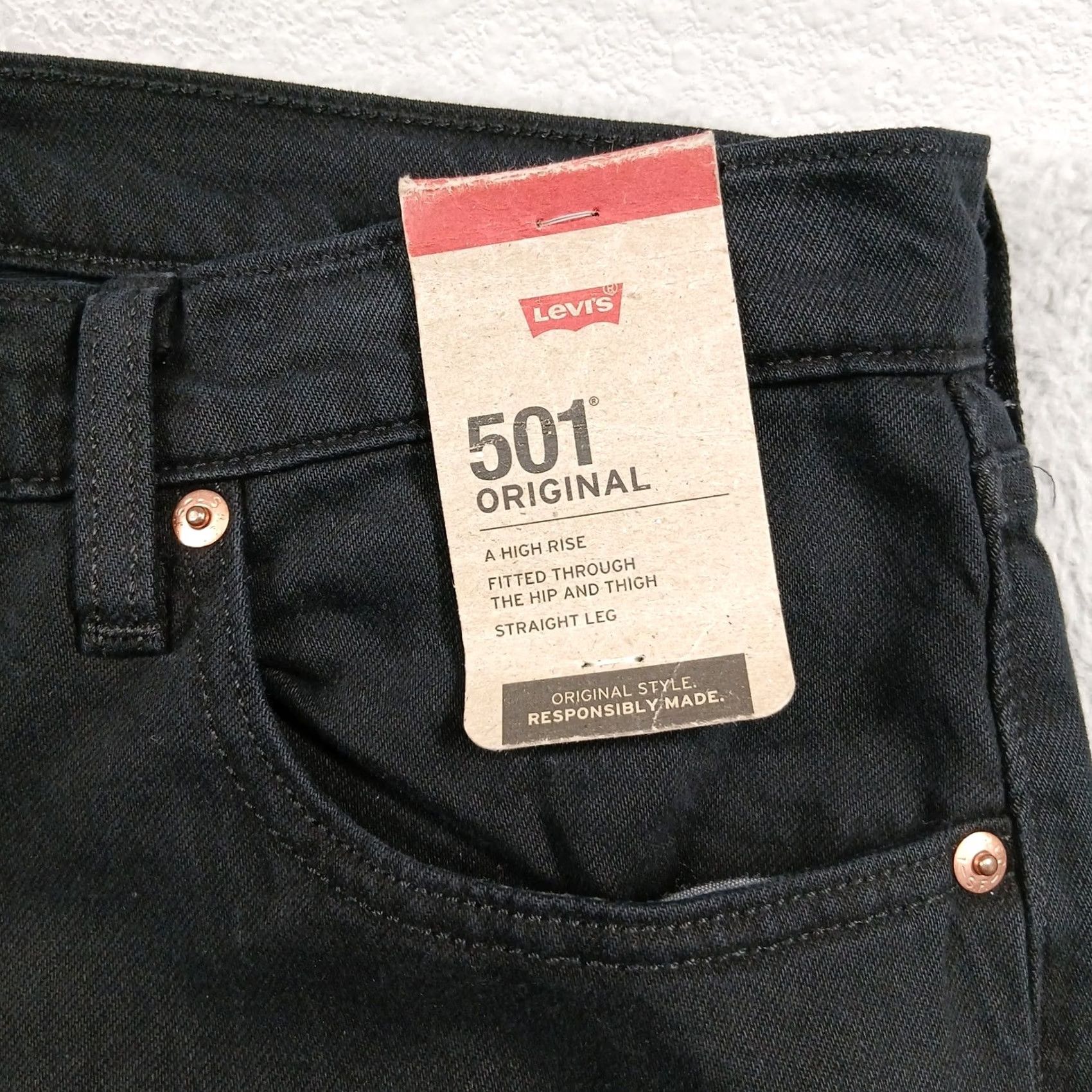 Levi's Levi's 501 Original Fit Jeans Mens Black Denim Button Fly Raw Hem NWT 31 Straight Straight Leg High Rise 5-Pocket Denim Classic Wardrobe Staple Mens Size US 31 - 4 Thumbnail