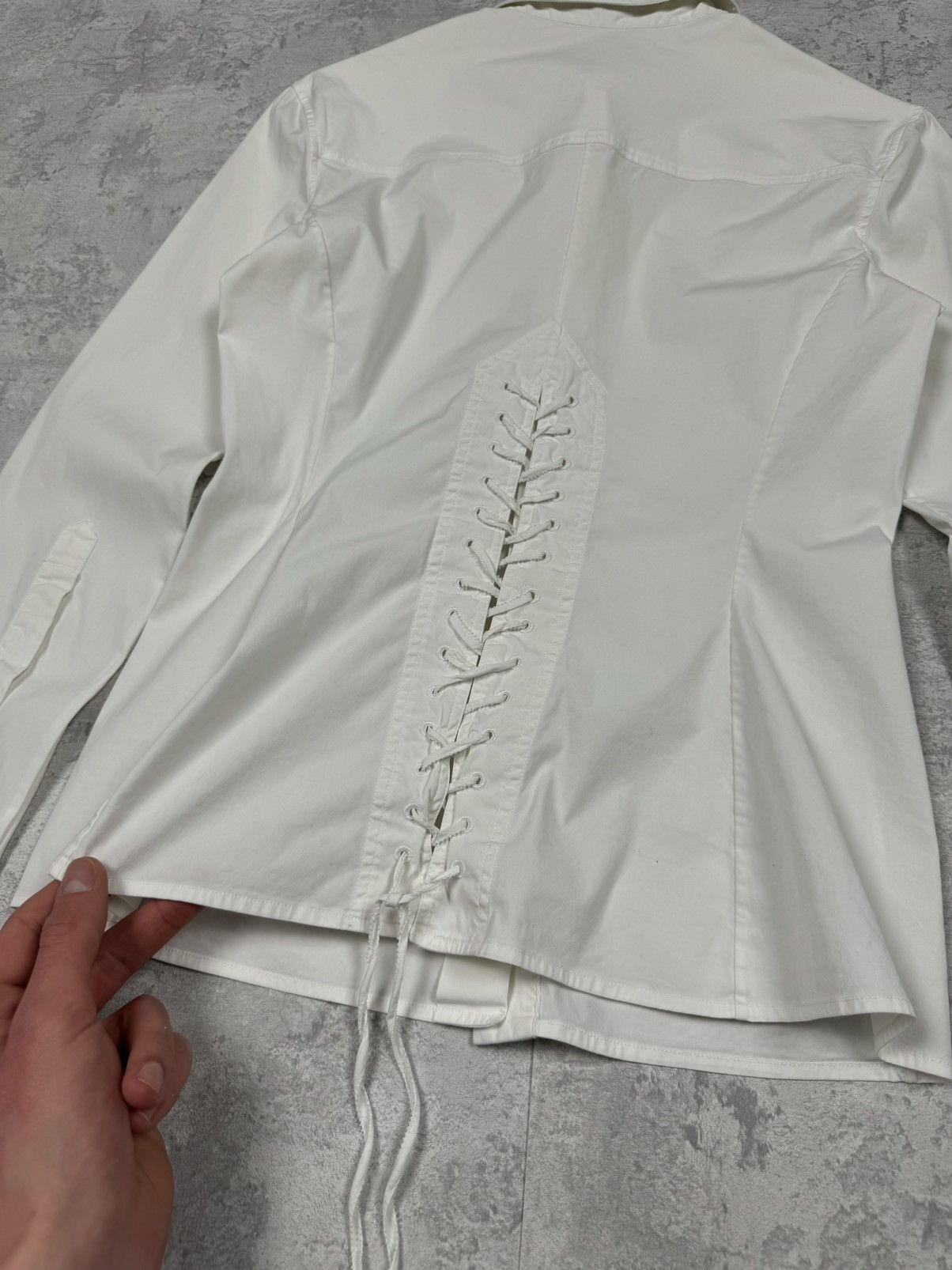 Gucci Rare Gucci Lace-Up White Shirt Size 40 Size S / US 4 / IT 40 - 13 Thumbnail