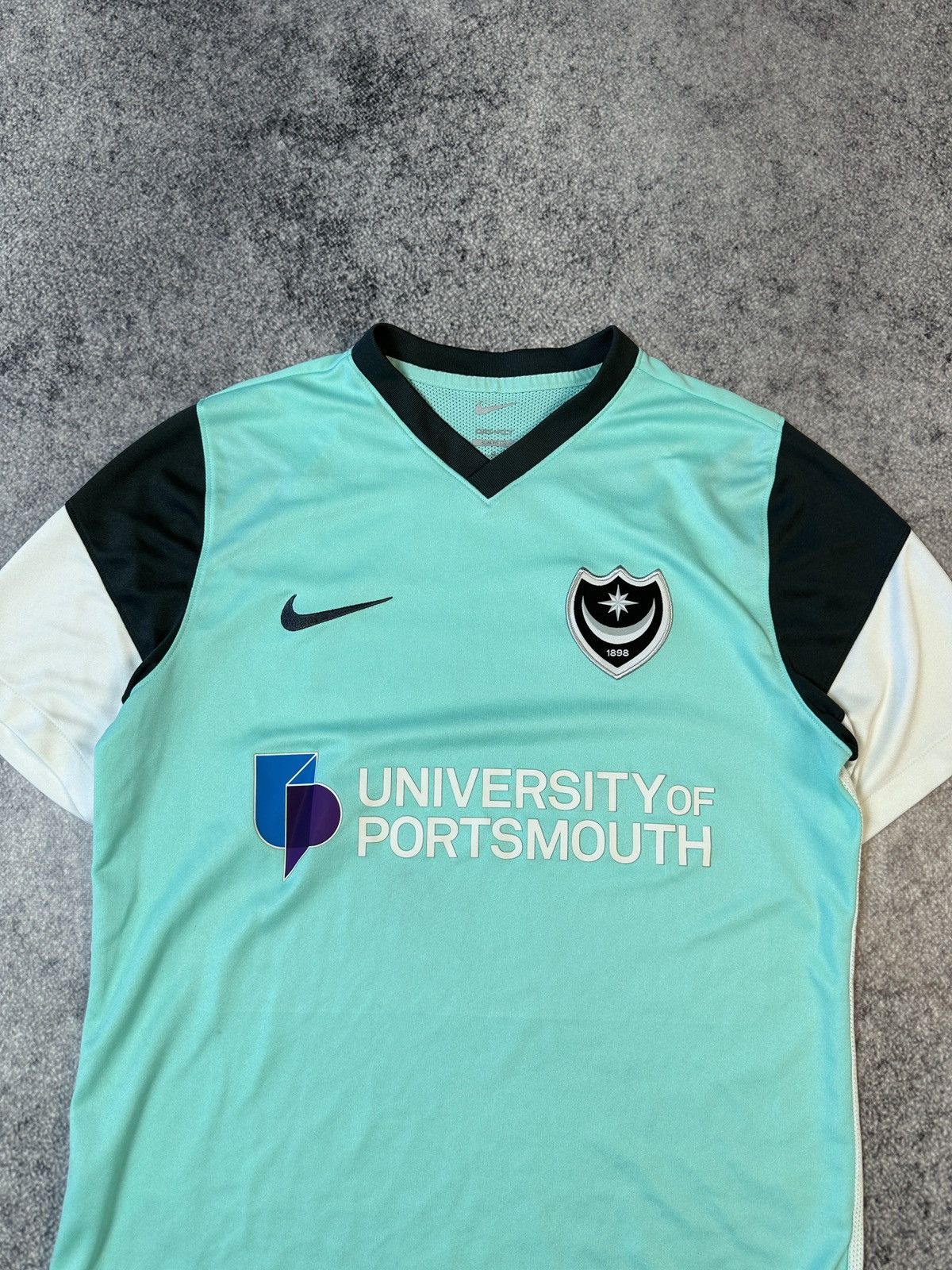 Nike × Vintage Vintage Nike Portsmouth Soccer Jersey Blokecore Rare Style M Size US M / EU 48-50 / 2 - 2 Thumbnail
