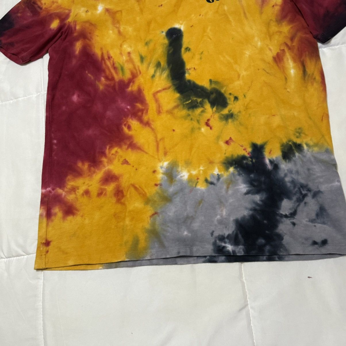 Guess Guess Yellow Tie-Dye Tee Shirt Size US M / EU 48-50 / 2 - 9 Thumbnail