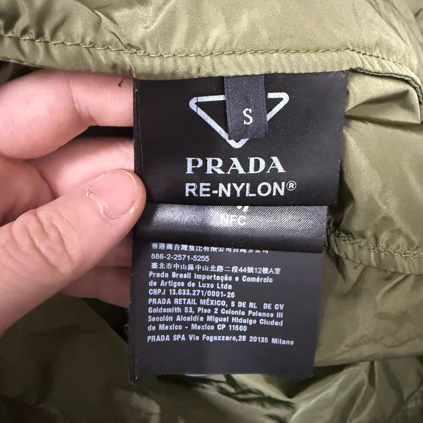 Prada Prada Green Metal Triangle Logo Jacket Size S 99 New Size US S / EU 44-46 / 1 - 4 Thumbnail