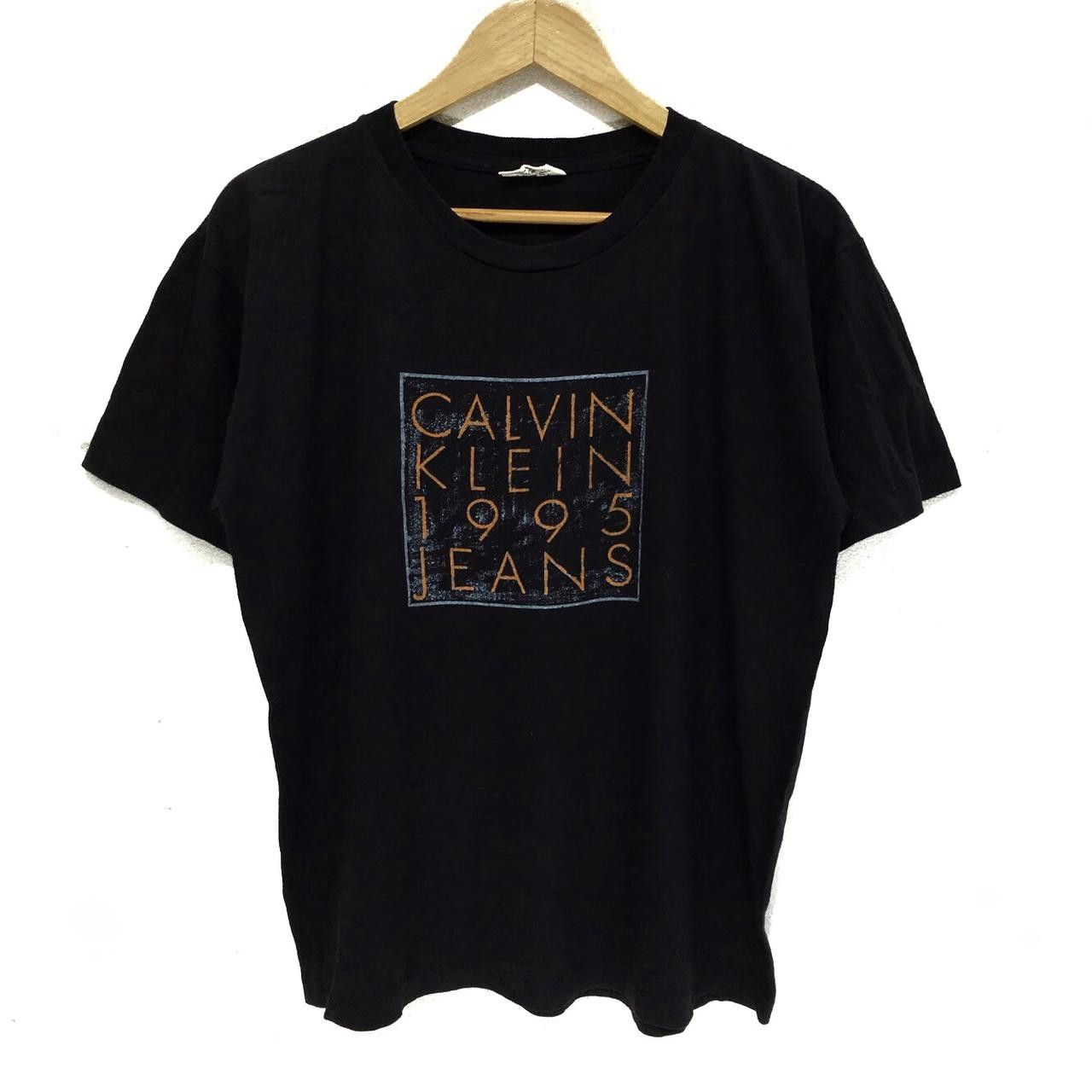 Calvin Klein Vtg CALVIN KLEIN CK 1995 S/S Collection Tee Shirt Big Logo Size M / US 6-8 / IT 42-44 - 1 Thumbnail