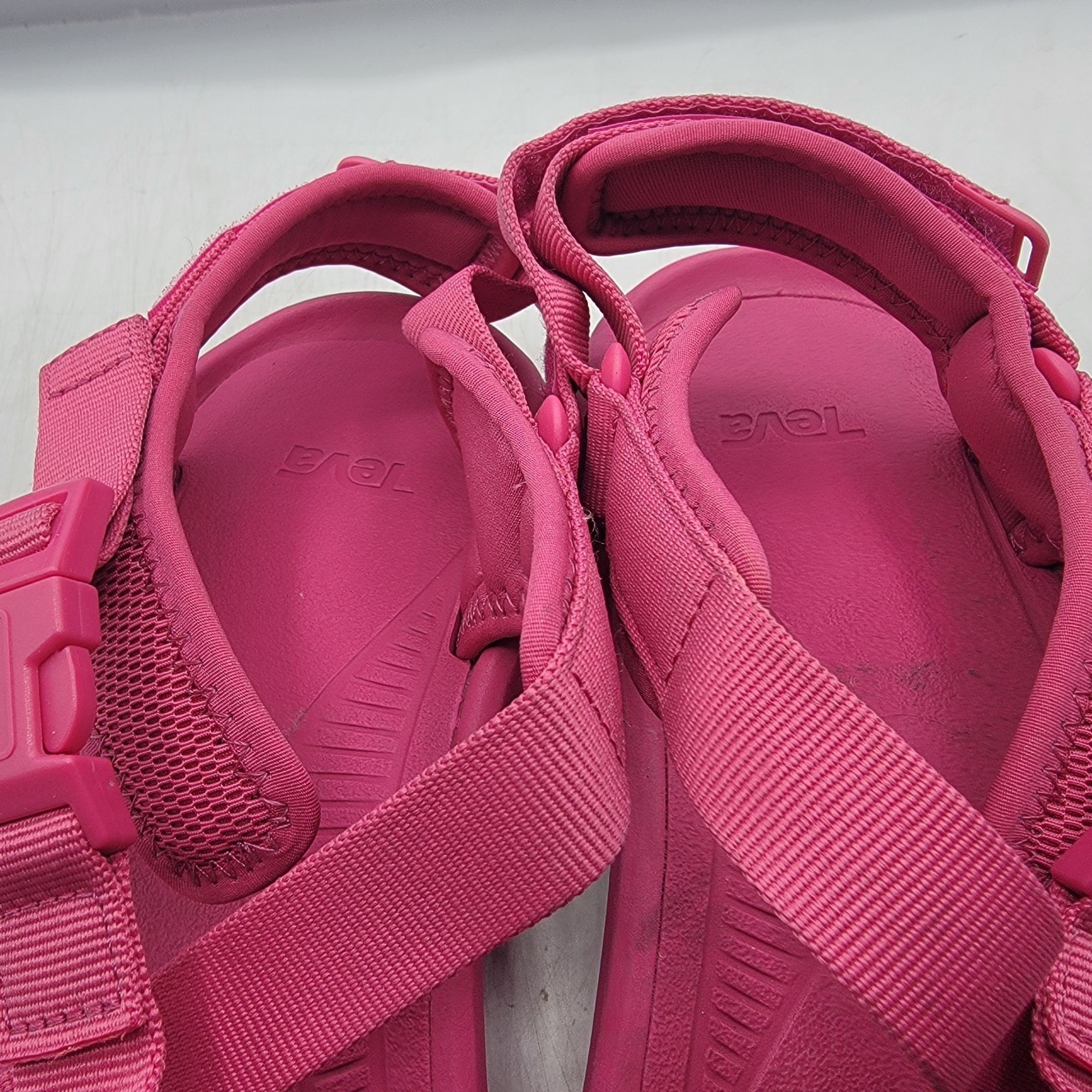Teva Teva Hurricane Verge Womens 13 Hot Pink Sandals Beach Summer Size US 12 / IT 42 - 9 Thumbnail