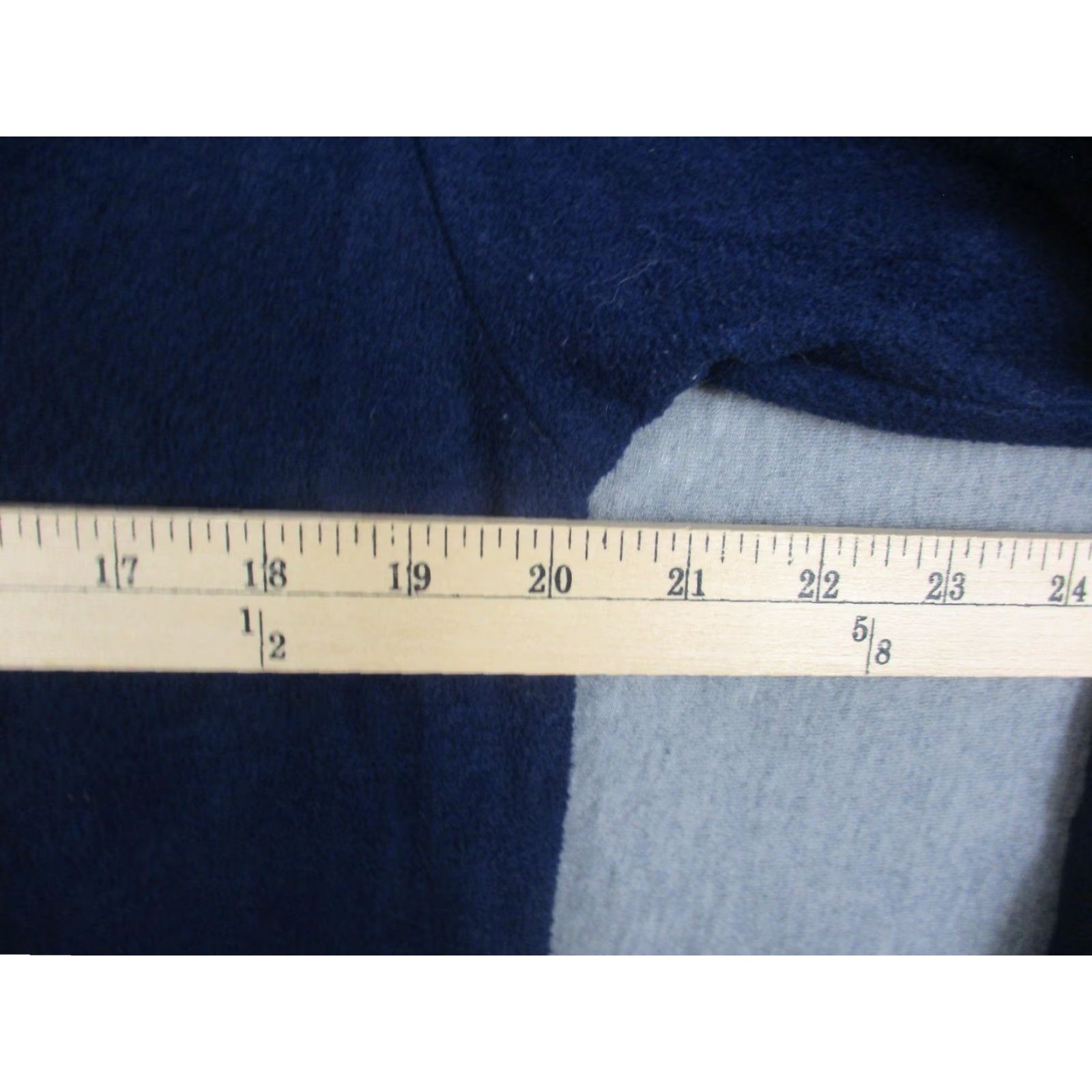 Vintage VINTAGE L.L. Bean Jacket Mens S Blue Full Zip Fleece Outdoor Pockets Made USA Mens Small Blue Fleece Jacket Size US S / EU 44-46 / 1 - 7 Thumbnail