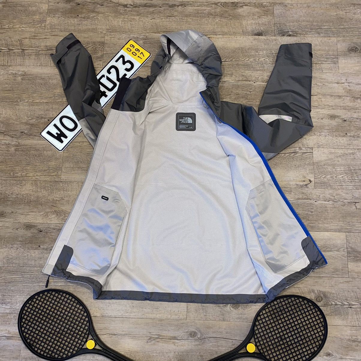The North Face Hy-Vent 2.5L The North Face Matrix Jacket Size US L / EU 52-54 / 3 - 18 Thumbnail